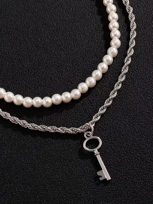 VIBE Retro Punk Gothic Key Charm Pearl Necklace Sz1 Size 26 - 2 Thumbnail