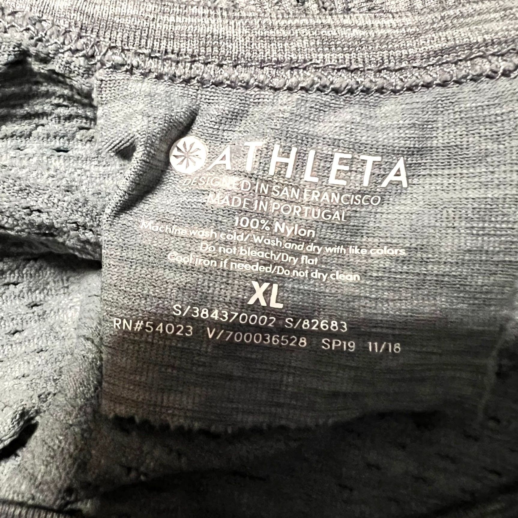 Athleta Athleta Shirt Womens XL Breathable Workout Top Heathered Gray Foothill Size XL / US 12-14 / IT 48-50 - 6 Thumbnail