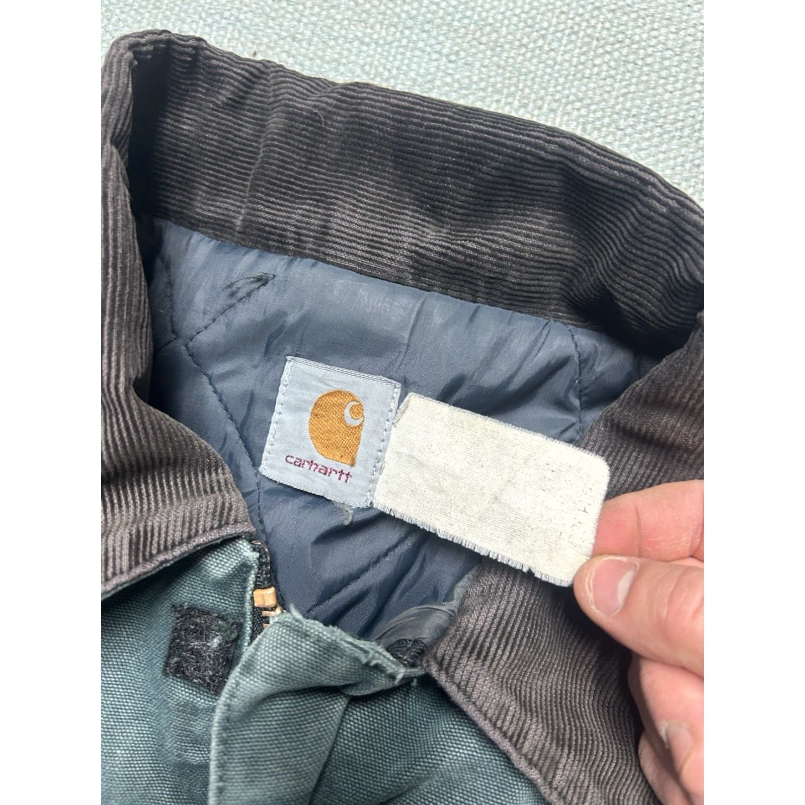 Carhartt VINTAGE Carhartt J22 HTG Arctic Work Jacket Hunter Green Distressed Faded XL Jacket Mens Size US XL / EU 56 / 4 - 6 Thumbnail
