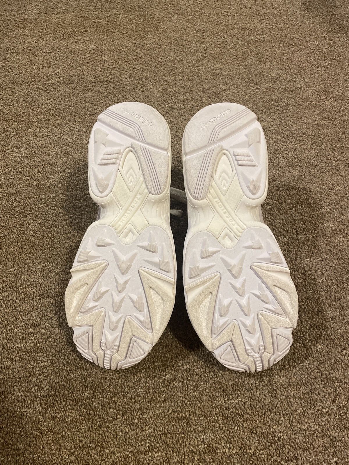 Adidas Yung 96 Shoes *READ DESC* Size US 8 / EU 41 - 5 Thumbnail