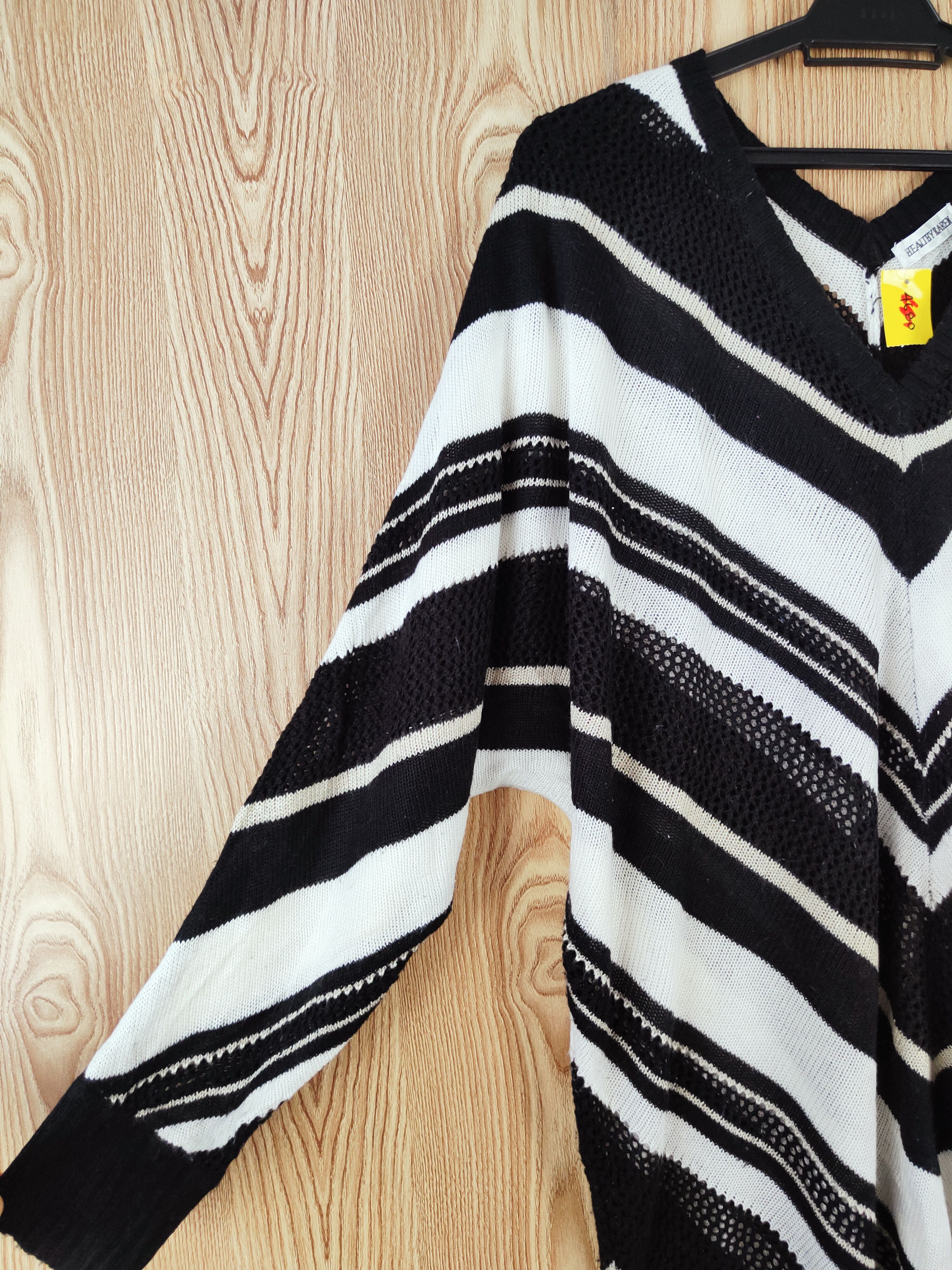 Homespun Knitwear × Japanese Brand × Vintage Healthy Karen Black White Knitwear Blouses #W476 Size XL / US 12-14 / IT 48-50 - 2 Thumbnail