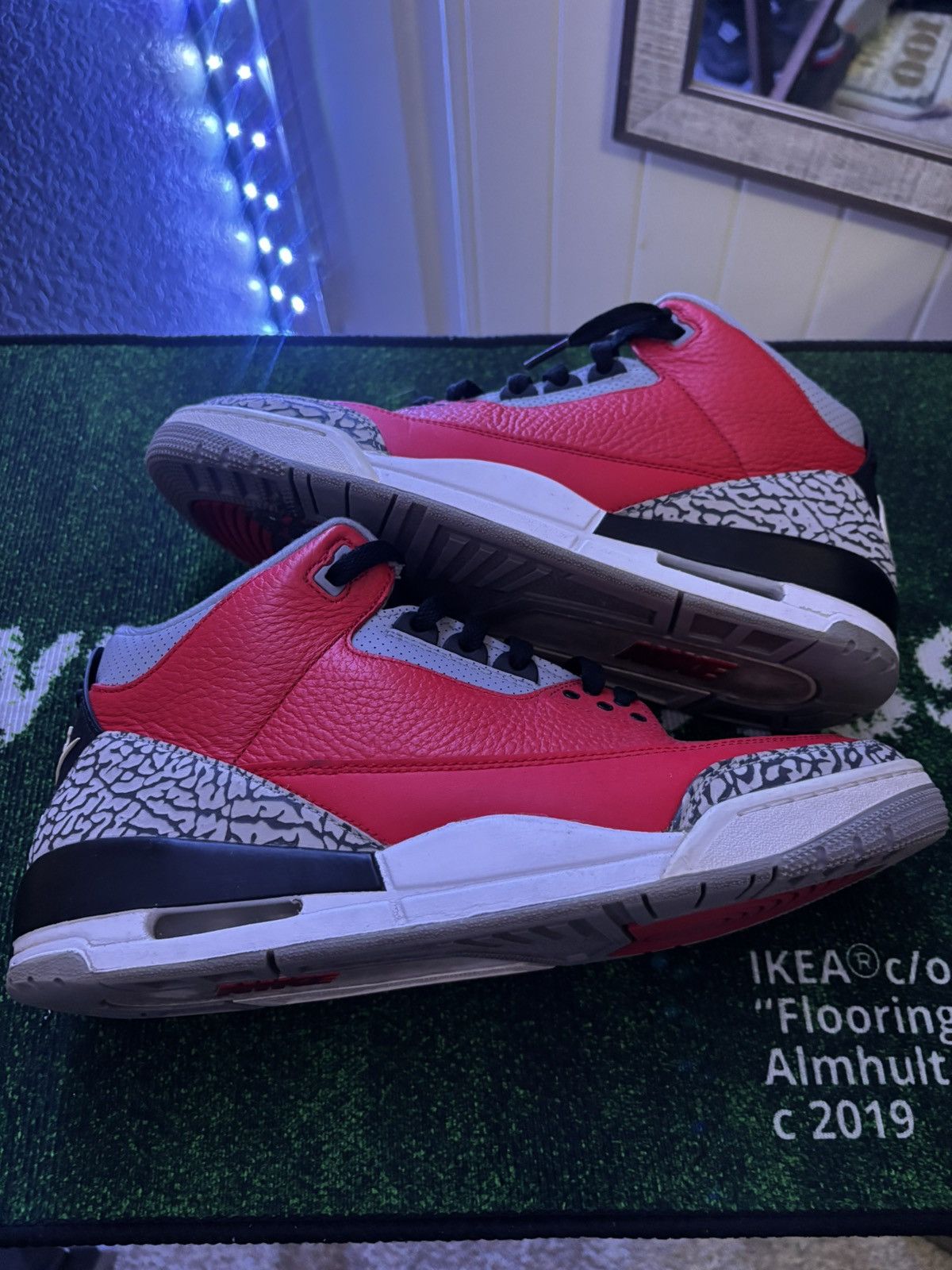 Jordan Brand Jordan 3 “GYM RED” Size US 11 / EU 44 - 2 Thumbnail