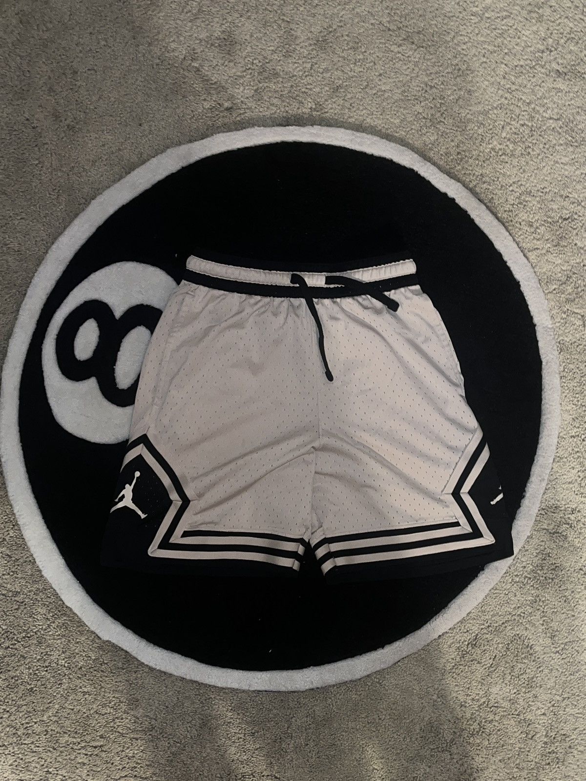 Japanese Brand × Jordan Brand × Nike Small Jordan Diamond Shorts Size US 28 / EU 44 - 1 Thumbnail