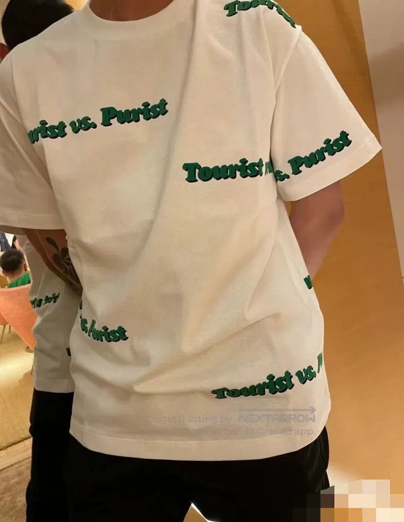 Louis Vuitton Louis Vuitton Letter Flock Print T-Shirt Size US XL / EU 56 / 4 - 2 Thumbnail