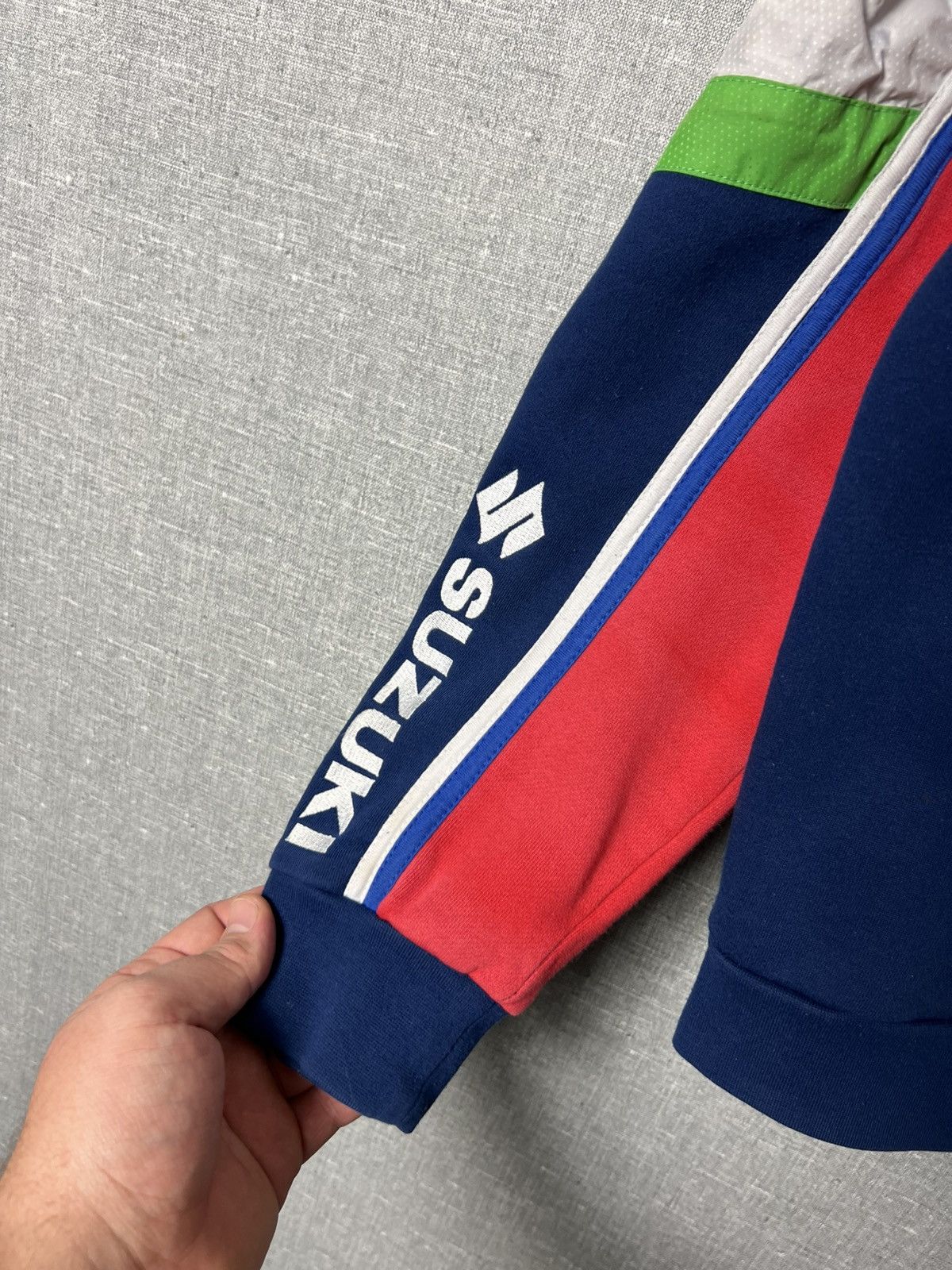 Vintage Suzuki RGSX Yoshimura World Superbike Team Racing Zip Hoodie Size US M / EU 48-50 / 2 - 10 Thumbnail