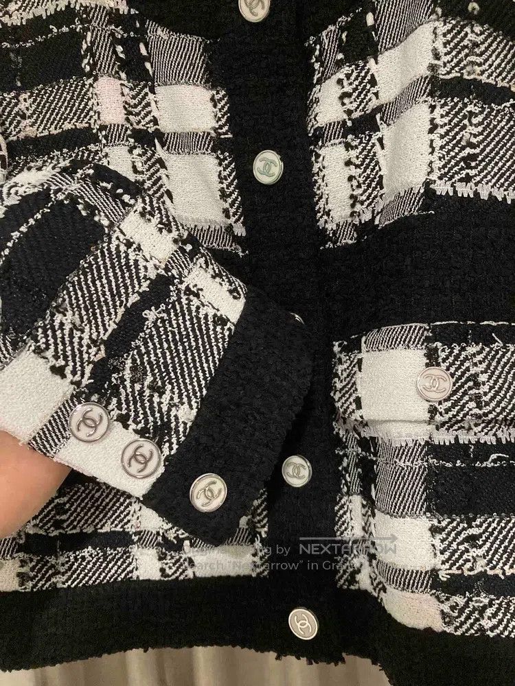 Chanel Chanel 23p black and white plaid fine glitter two-pocket j Size XS / US 0-2 / IT 36-38 - 4 Thumbnail