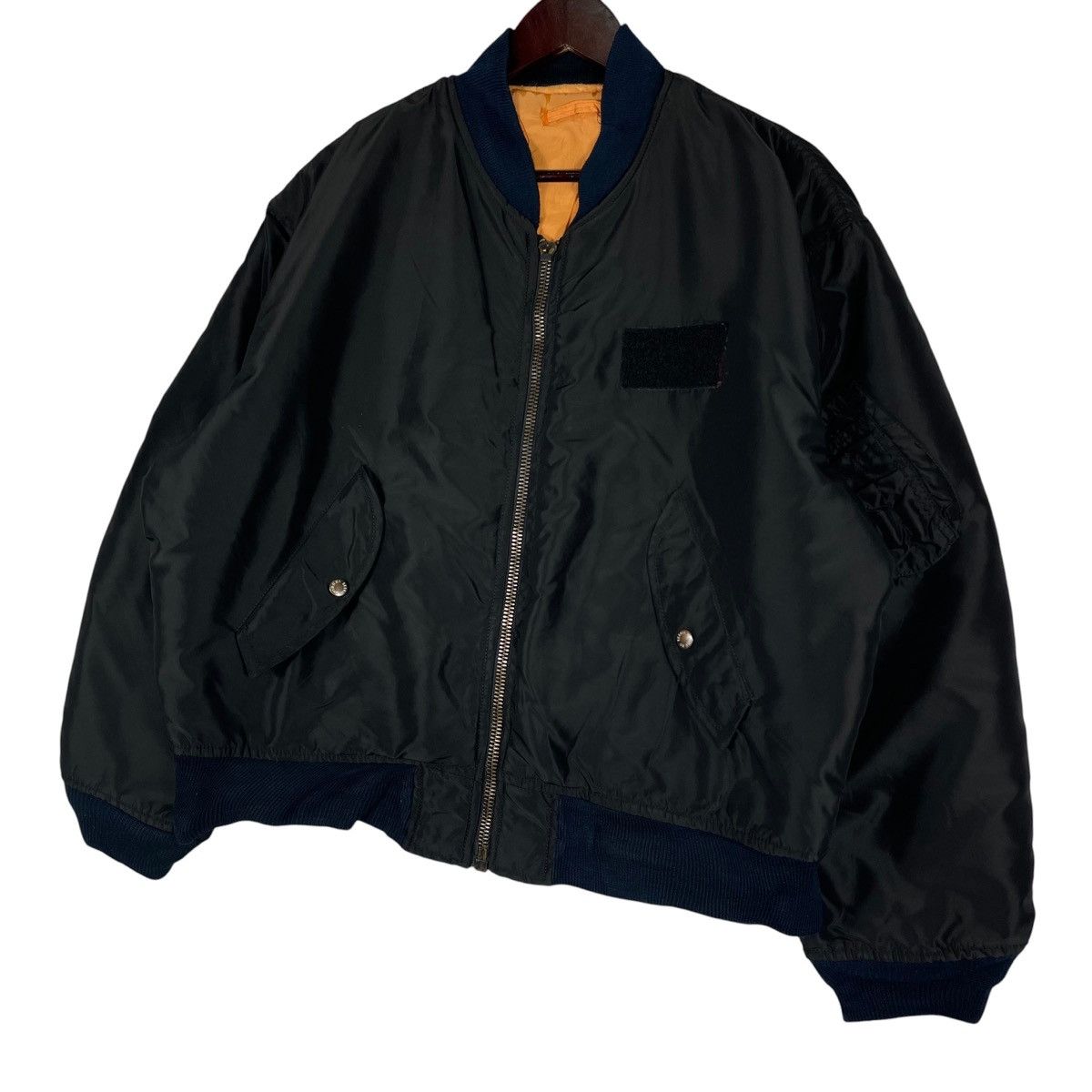 Avirex Vintage 1987 Avirex MA-1 Flight Jacket Size US L / EU 52-54 / 3 - 14 Thumbnail