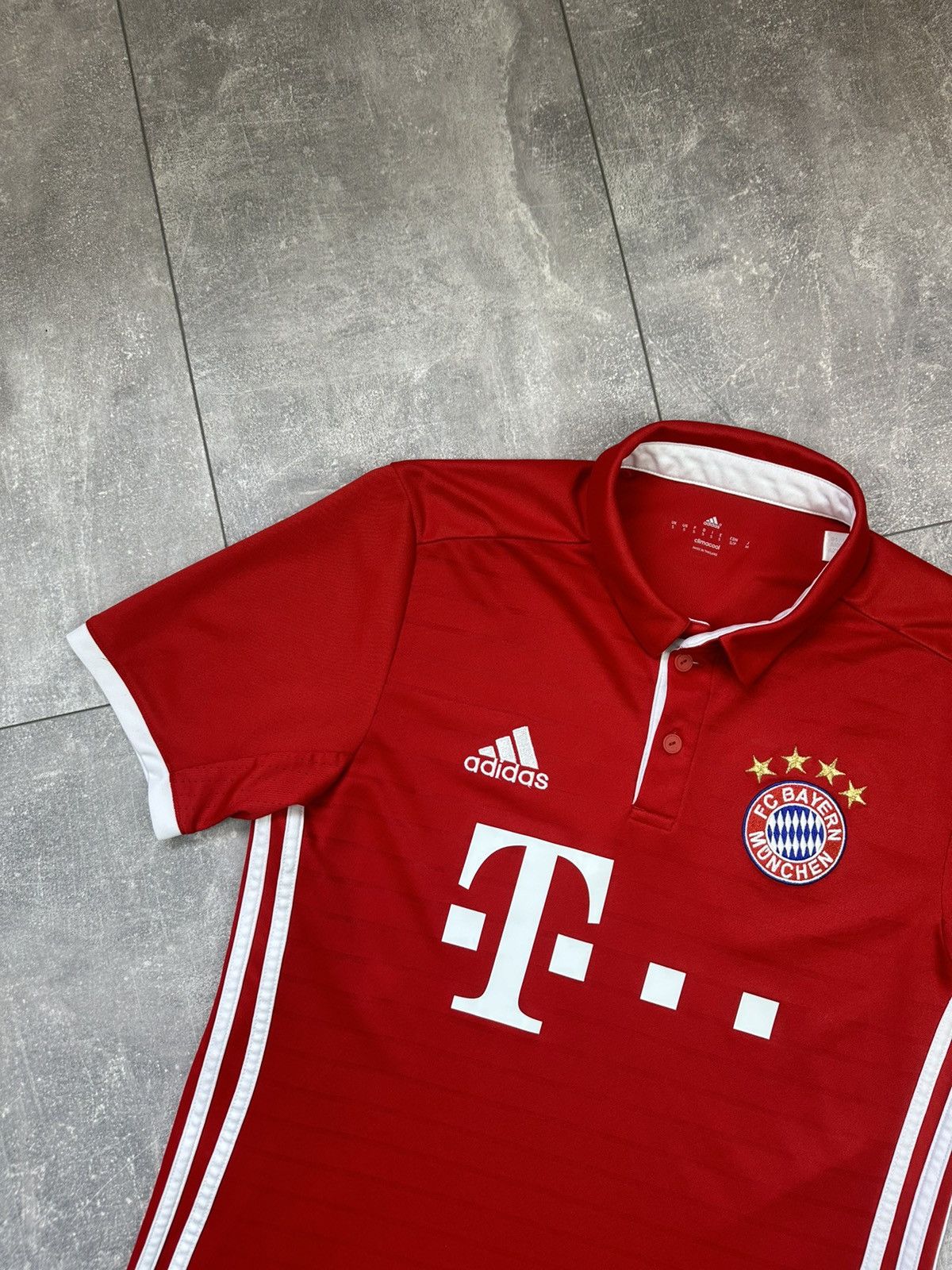 Vintage Adidas FC Bayern Home Soccer Jersey Size US S / EU 44-46 / 1 - 6 Thumbnail