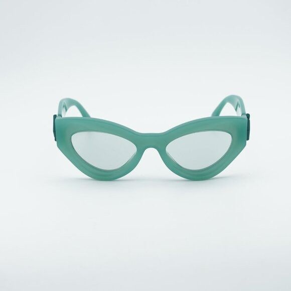 Fendi Fendi FE40146I 95N Sunglasses Shiny Green Cat Eye Frame Size ONE SIZE - 3 Thumbnail