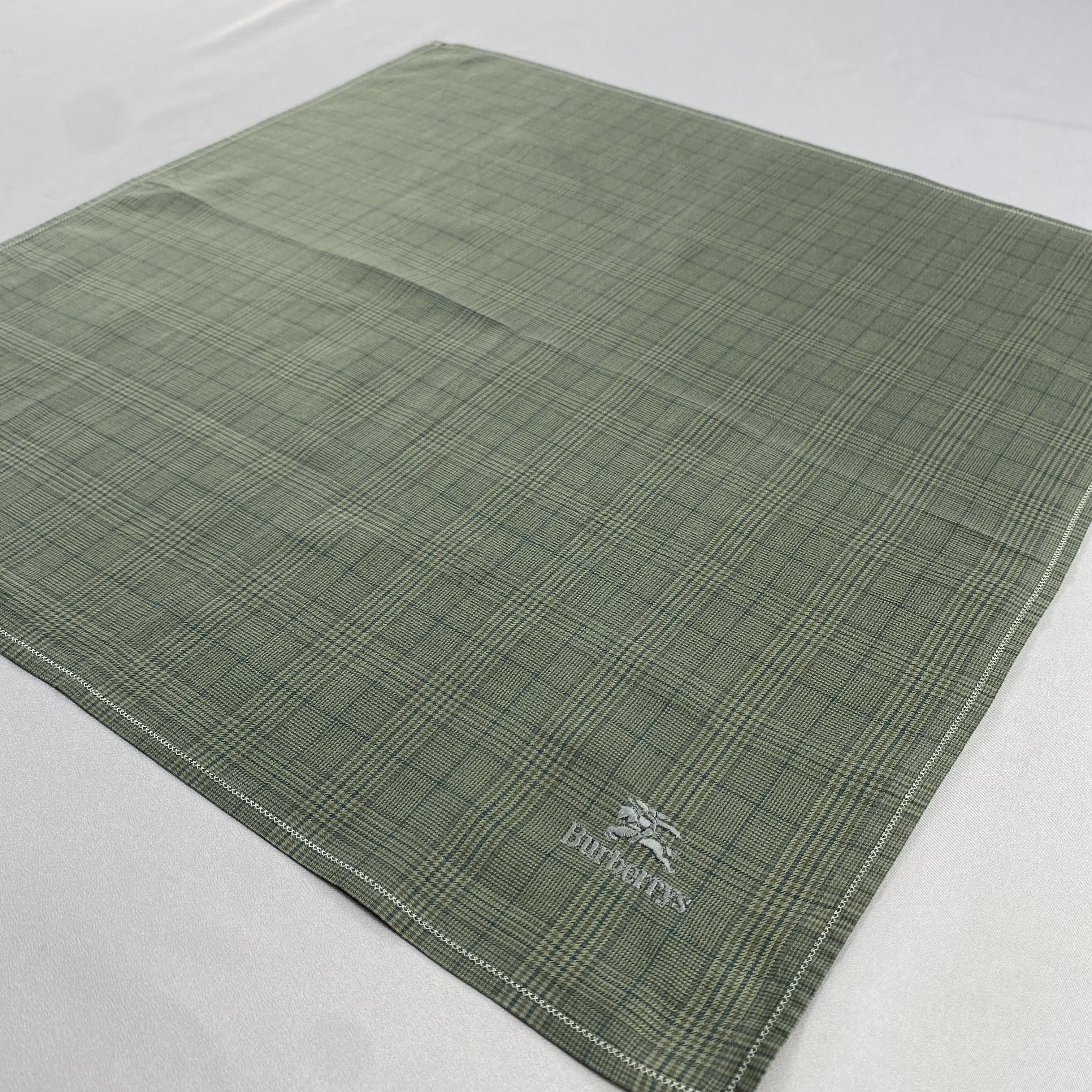 Burberry × Vintage Burberry Handkerchief / Neckerchief / Bandana-P819 Size ONE SIZE - 2 Thumbnail