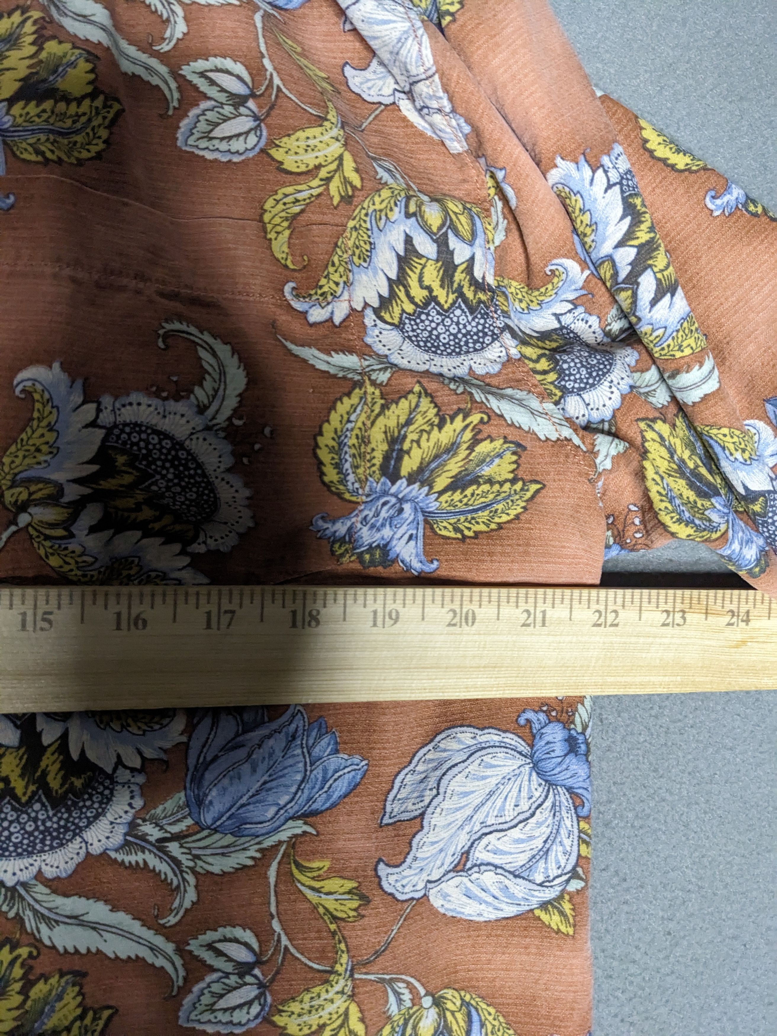 Tommy Bahama Tommy Bahama Camp Shirt Silk Floral Size Large Hawaiian Size US L / EU 52-54 / 3 - 15 Thumbnail