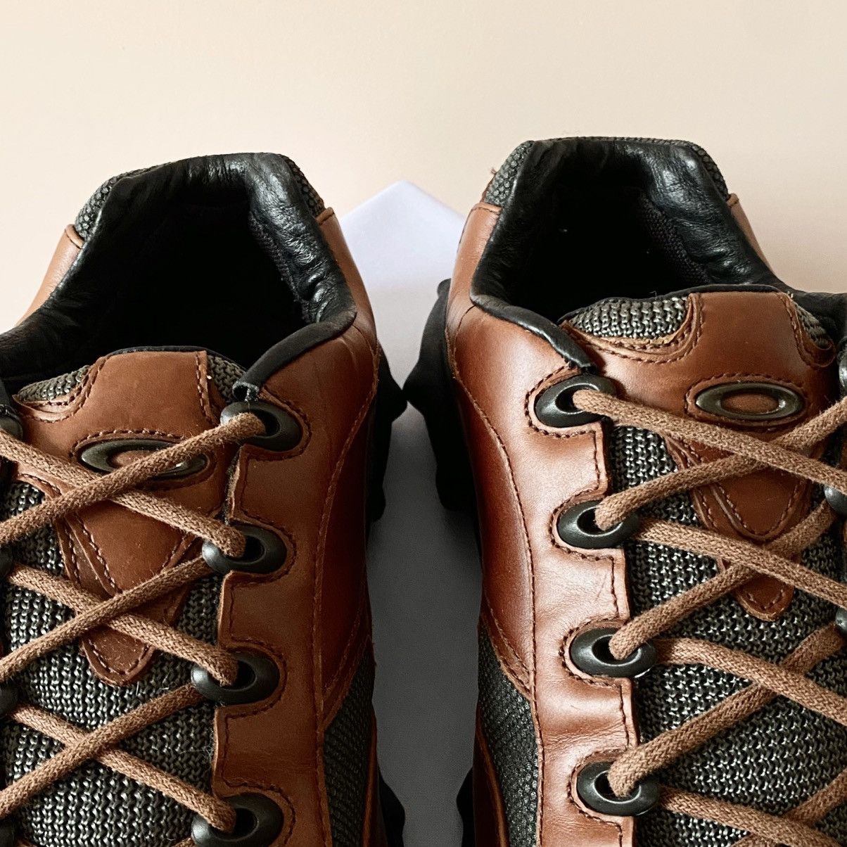 Oakley 90s Oakley Blender Gorpcore Leather Sneakers Shoes Size US 9.5 / EU 42-43 - 4 Thumbnail