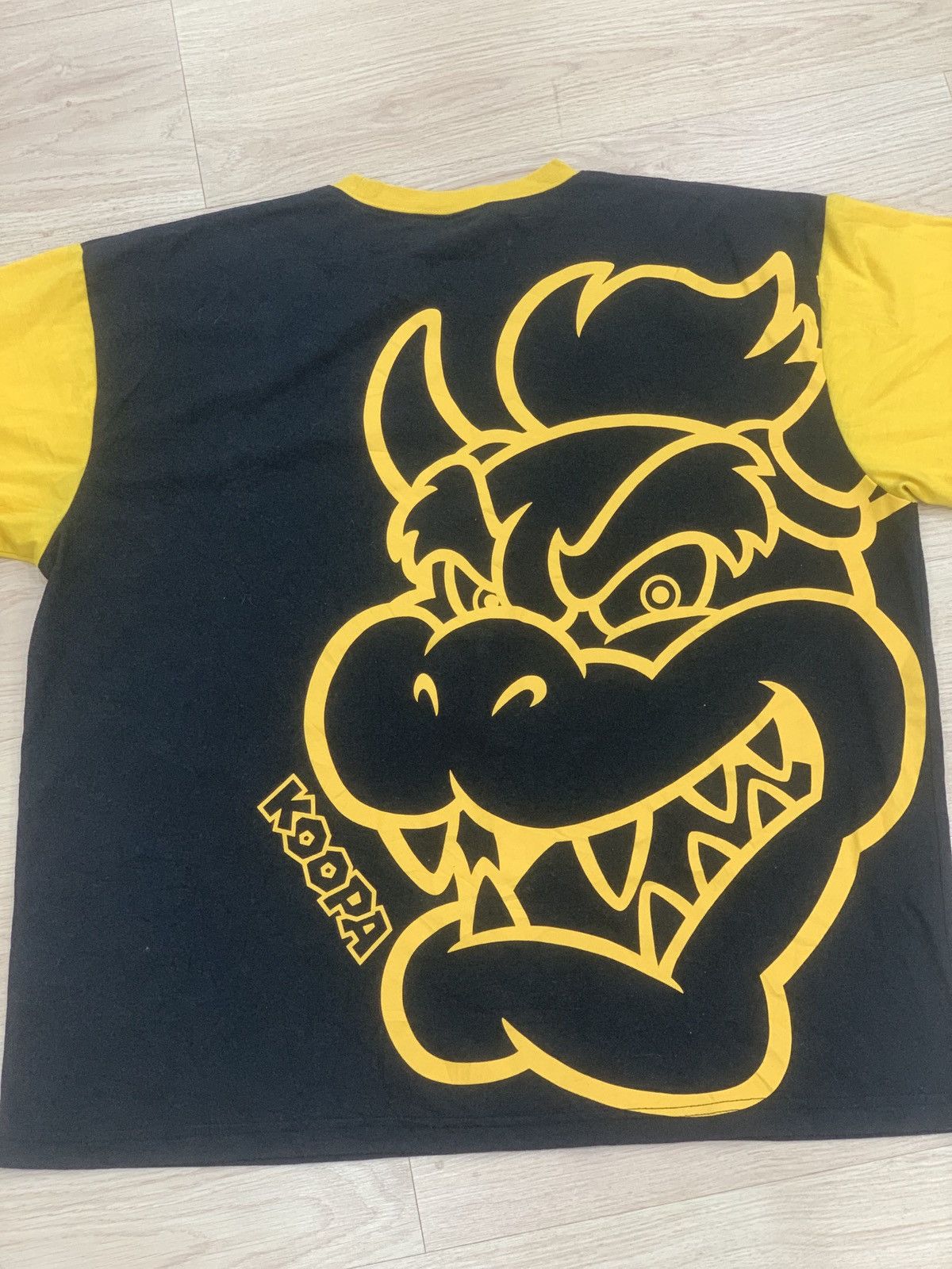 Nintendo 🔥 Super Nintendo World KOOPA Tee – Universal Studios Exc🔥 Size US XL / EU 56 / 4 - 6 Thumbnail