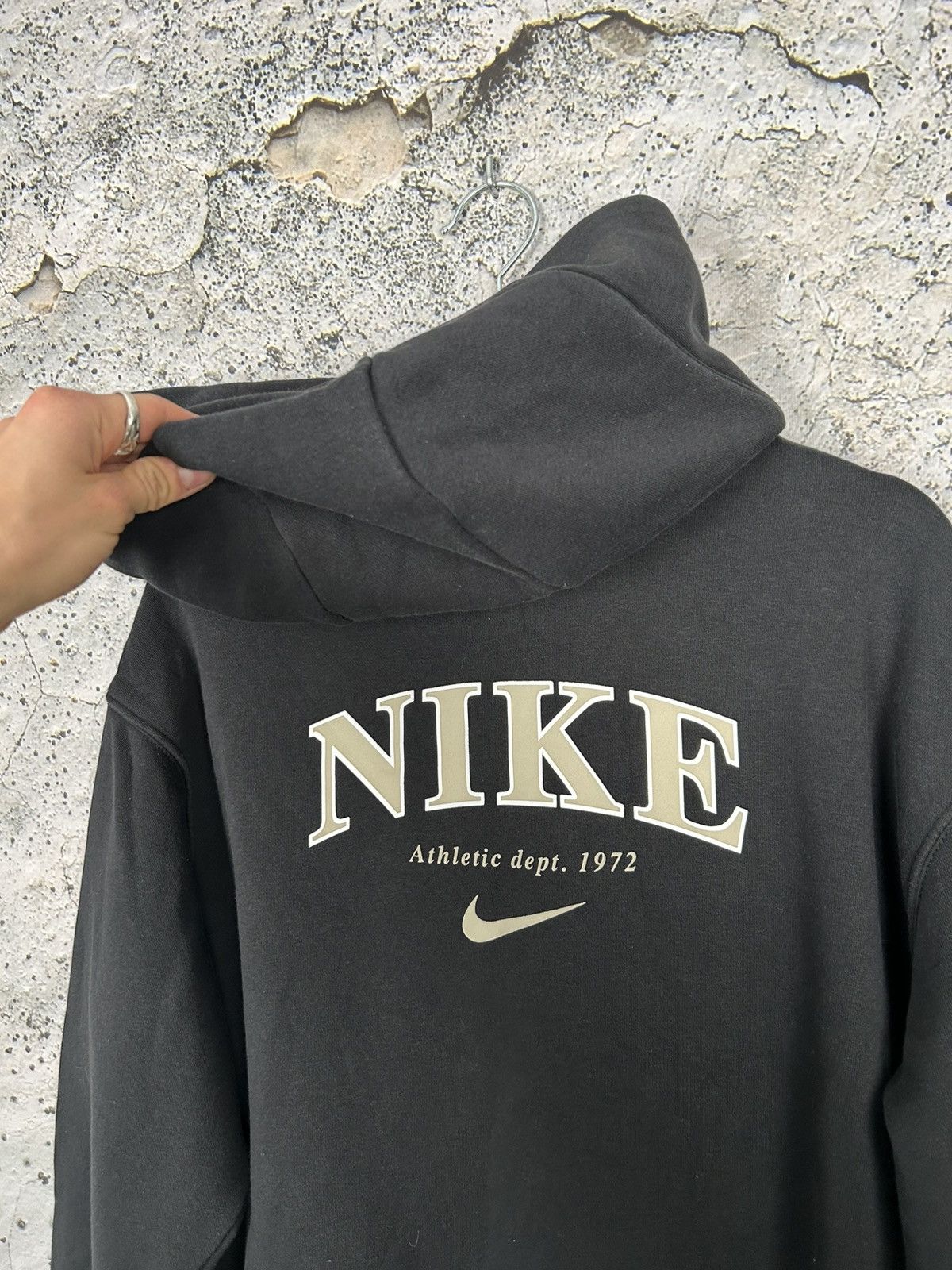 Nike Nike Black Zip Hoodie Oversize Streetwear Vintage Hype Skate Size US S / EU 44-46 / 1 - 5 Thumbnail