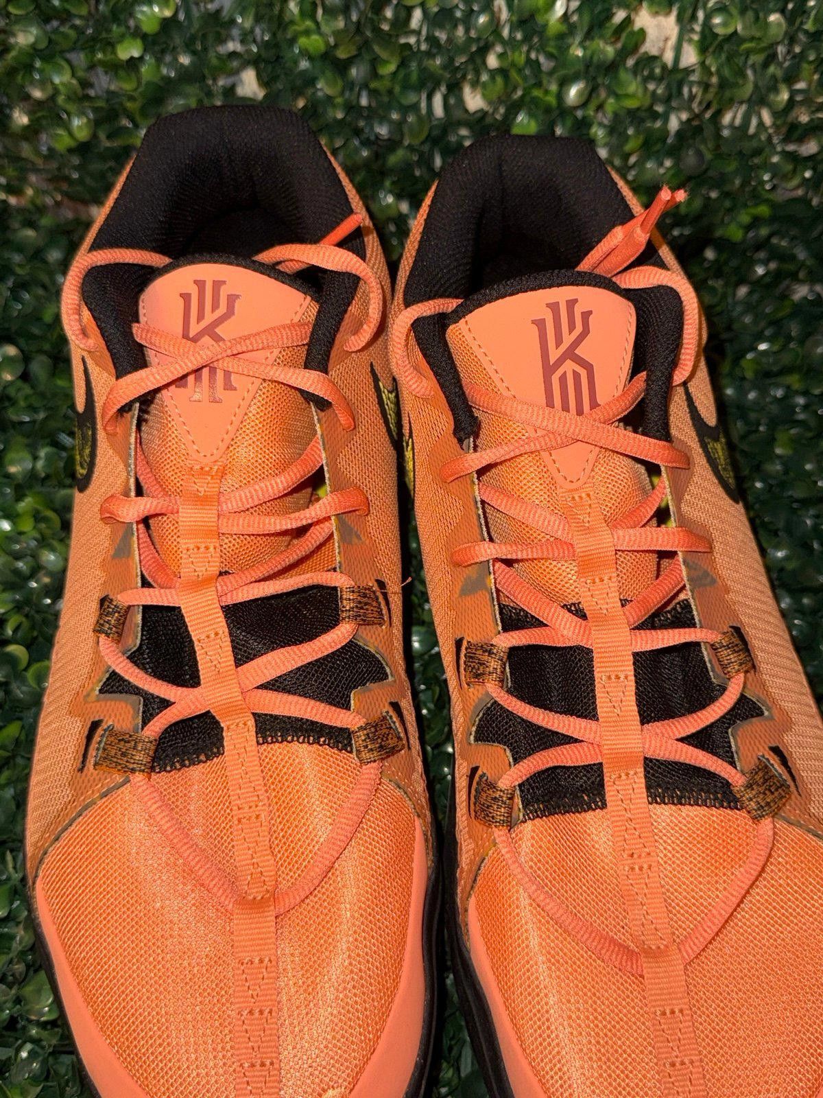 Nike Nike Men's Kyrie Flytrap 6 Orange Trance size 12 Size US 12 / EU 45 - 5 Thumbnail