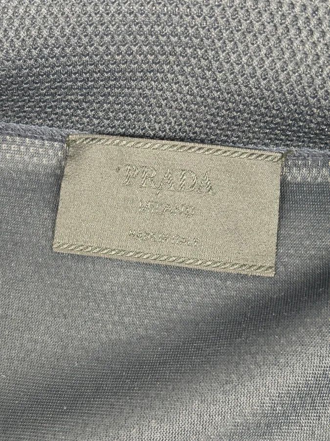 Prada SS1999 Prada Navy Wool Textured Classy Zip-up Sweater Size US S / EU 44-46 / 1 - 8 Thumbnail