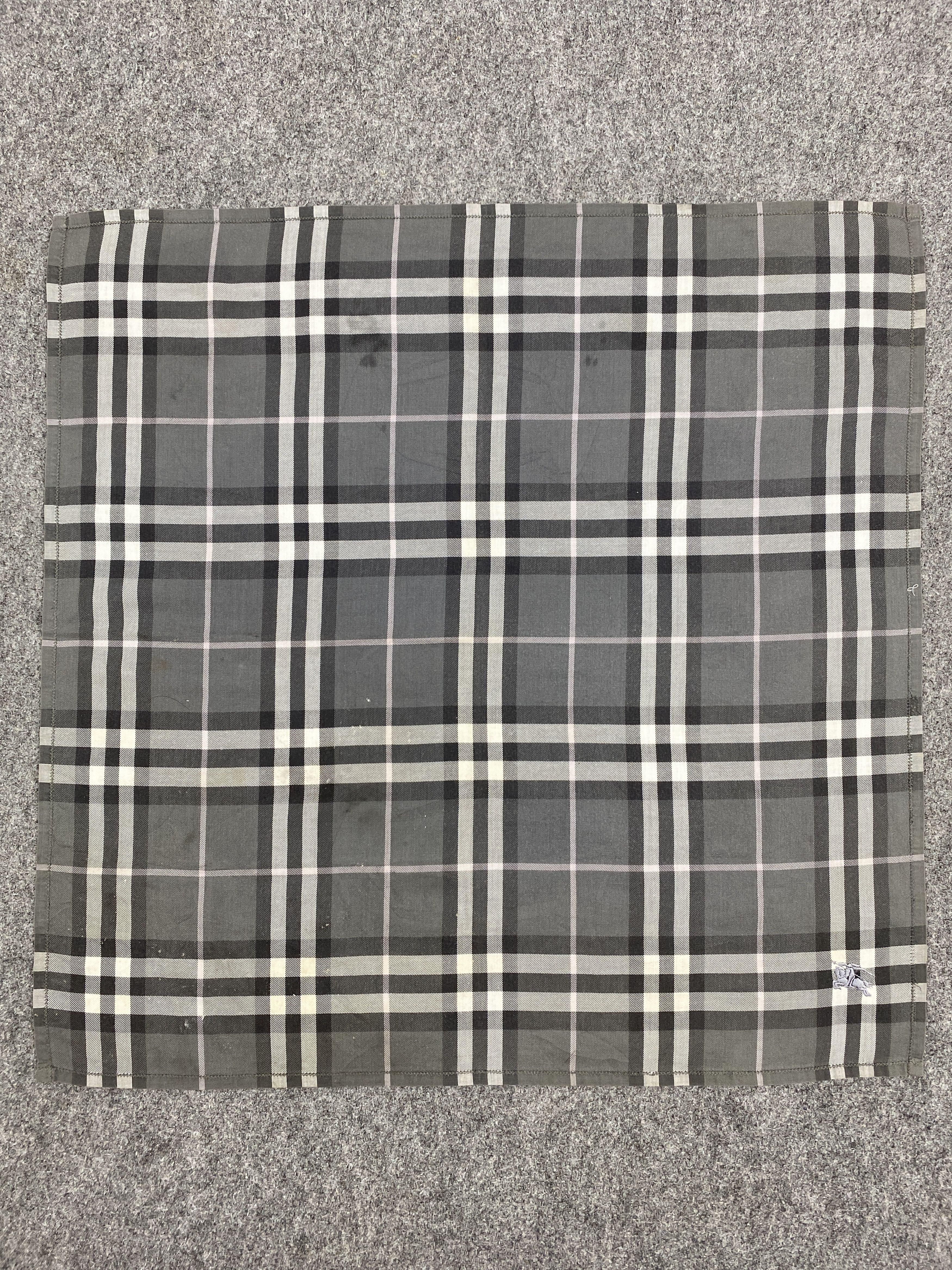 Burberry Burberry Handkerchief / Bandana / Neckerchief HKC0230 Size ONE SIZE - 4 Thumbnail