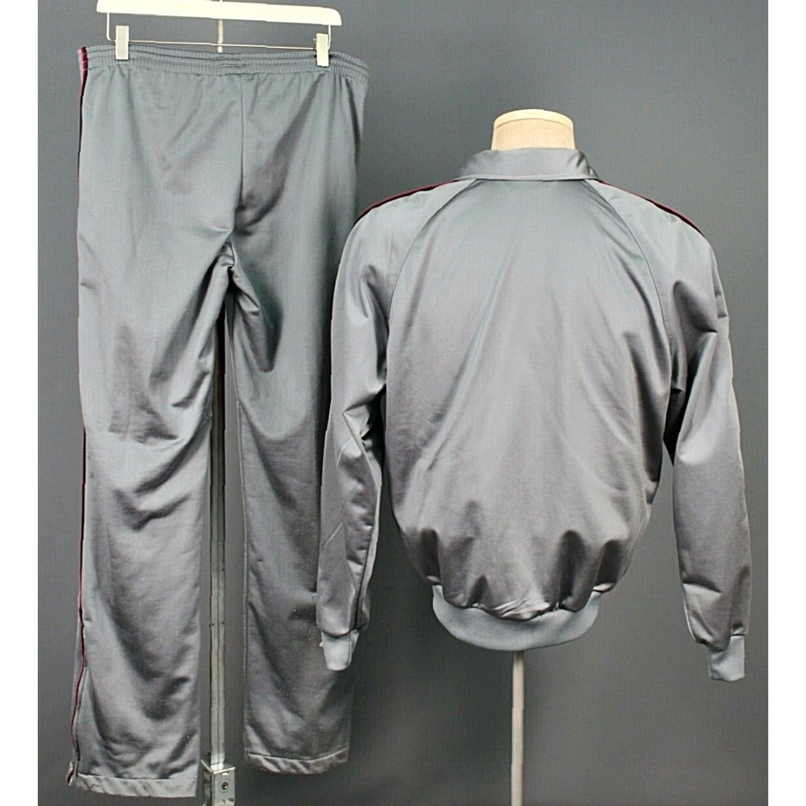 Speedo VINTAGE Speedo Men's Tracksuit 2 PC Gray 1980s Polyester Gym Outfit Size M Size US 34 / EU 50 - 2 Thumbnail
