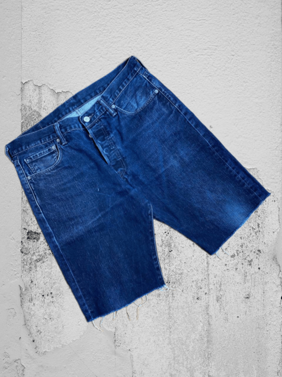 Levi's 90s Relaxed Fit Jean Shorts Jorts Size US 34 / EU 50 - 1 Thumbnail