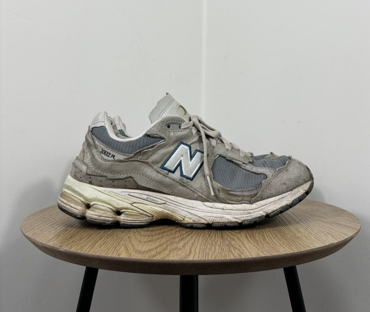 New Balance New Balance 2002r Protection Pack Mirage Grey Sneakers Shoes Size US 9.5 / EU 42-43 - 1 Thumbnail