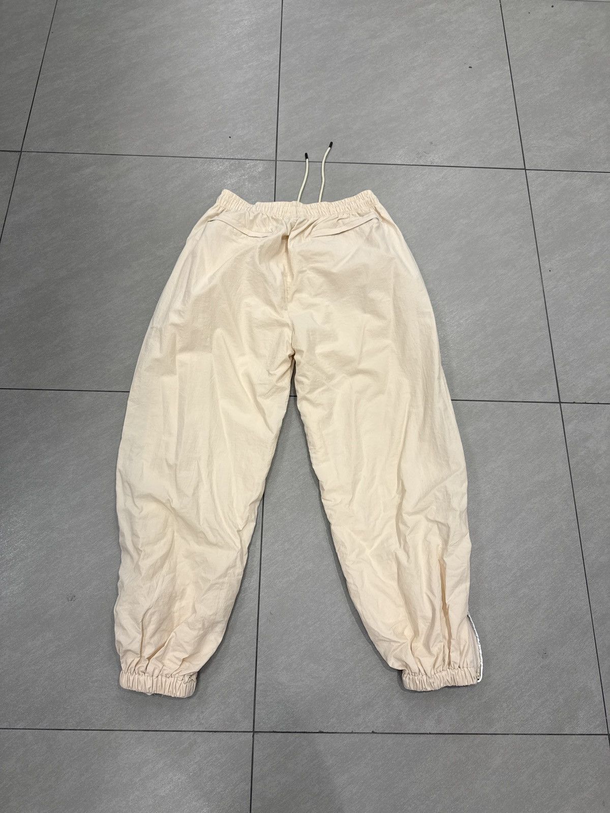 The GV Gallery GVGallery Raspberry Hills Casa Track Pants Cream XS Size US 30 / EU 46 - 2 Thumbnail