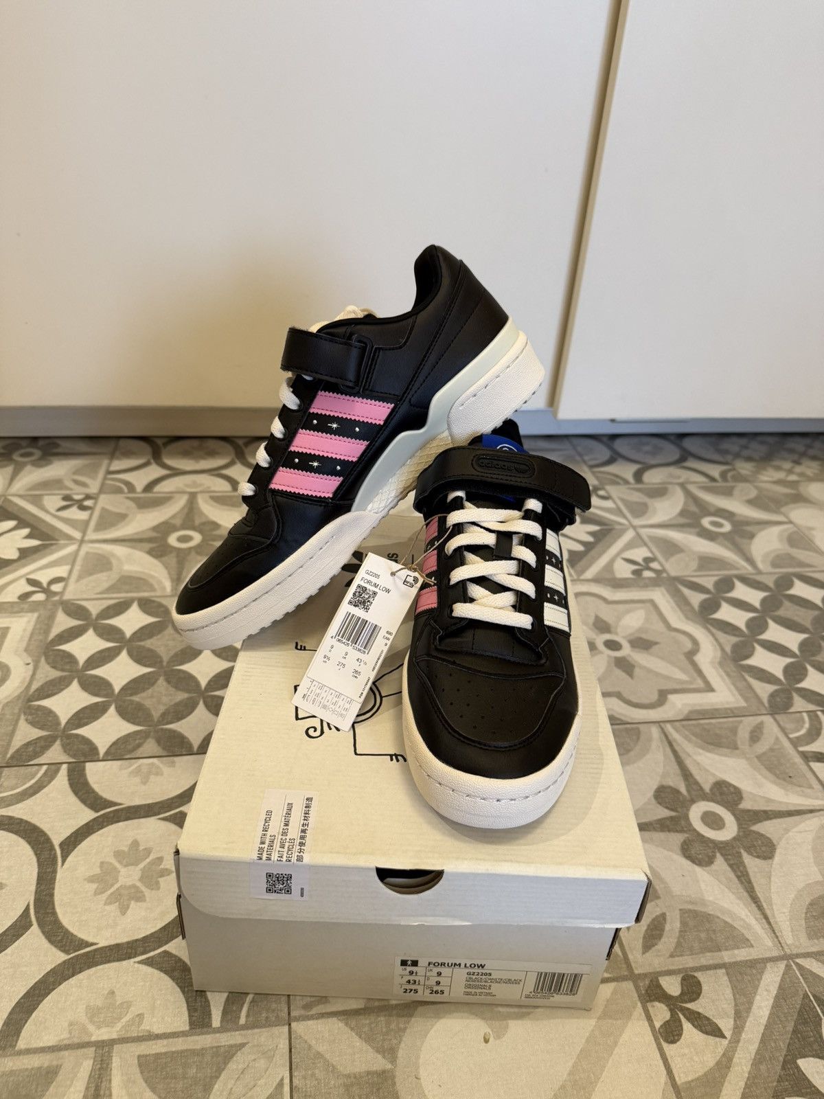 Adidas Adidas forum low andre saraiva Size US 10 / EU 43 - 6 Thumbnail