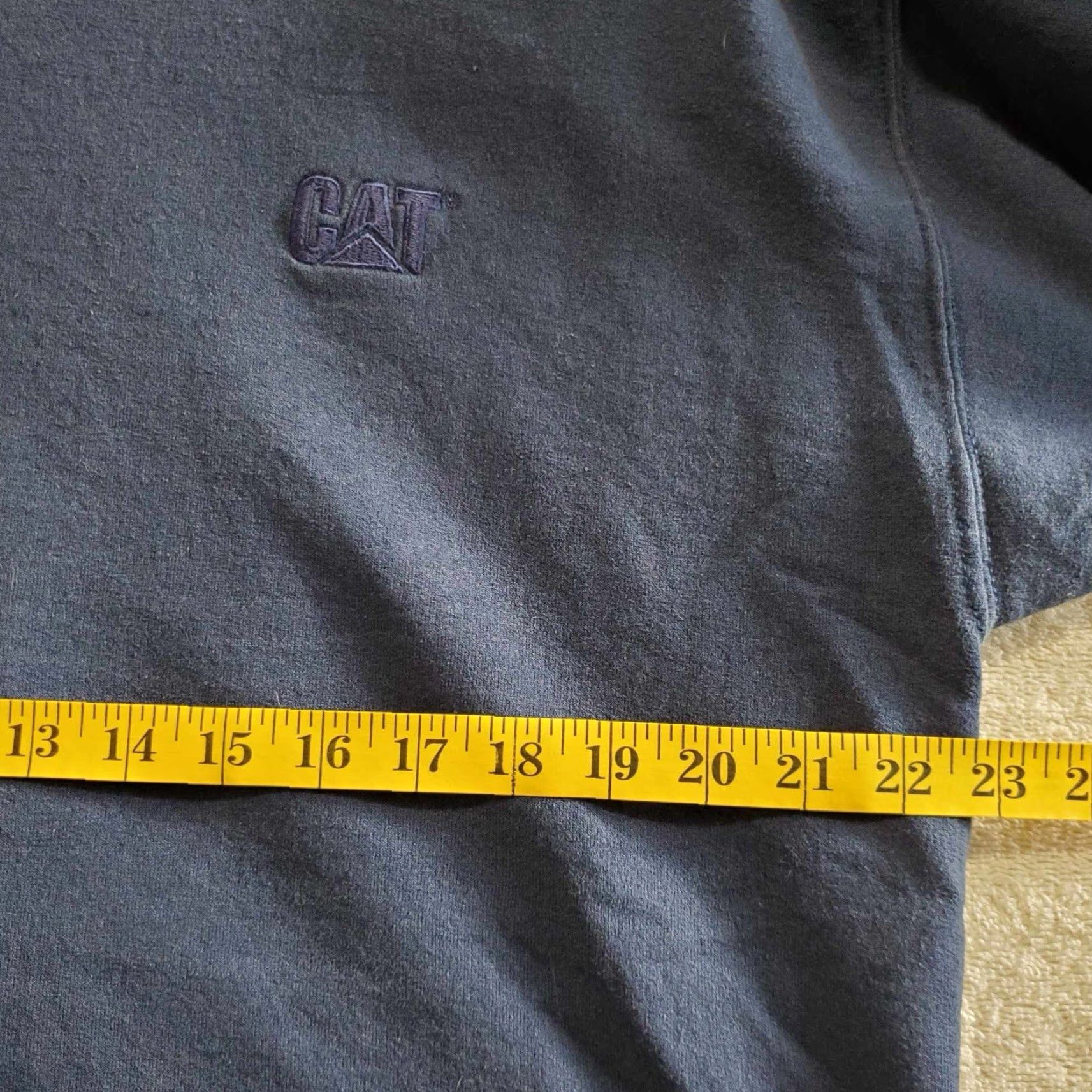 Champion VINTAGE CAT Equipment Sweater Mens L Blue Y2K Champion L Size US L / EU 52-54 / 3 - 5 Thumbnail
