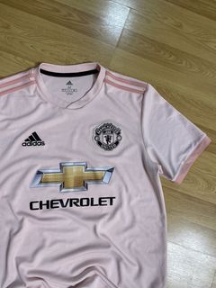 Ibrahimovic Manchester United Jersey Set for Boys & Girls, Man U Superstar  # 9 Ibrahimovic Blue Soccer Jersey. Football T Shirt and Shorts for Kids.  Replica of original Team Jersey of European