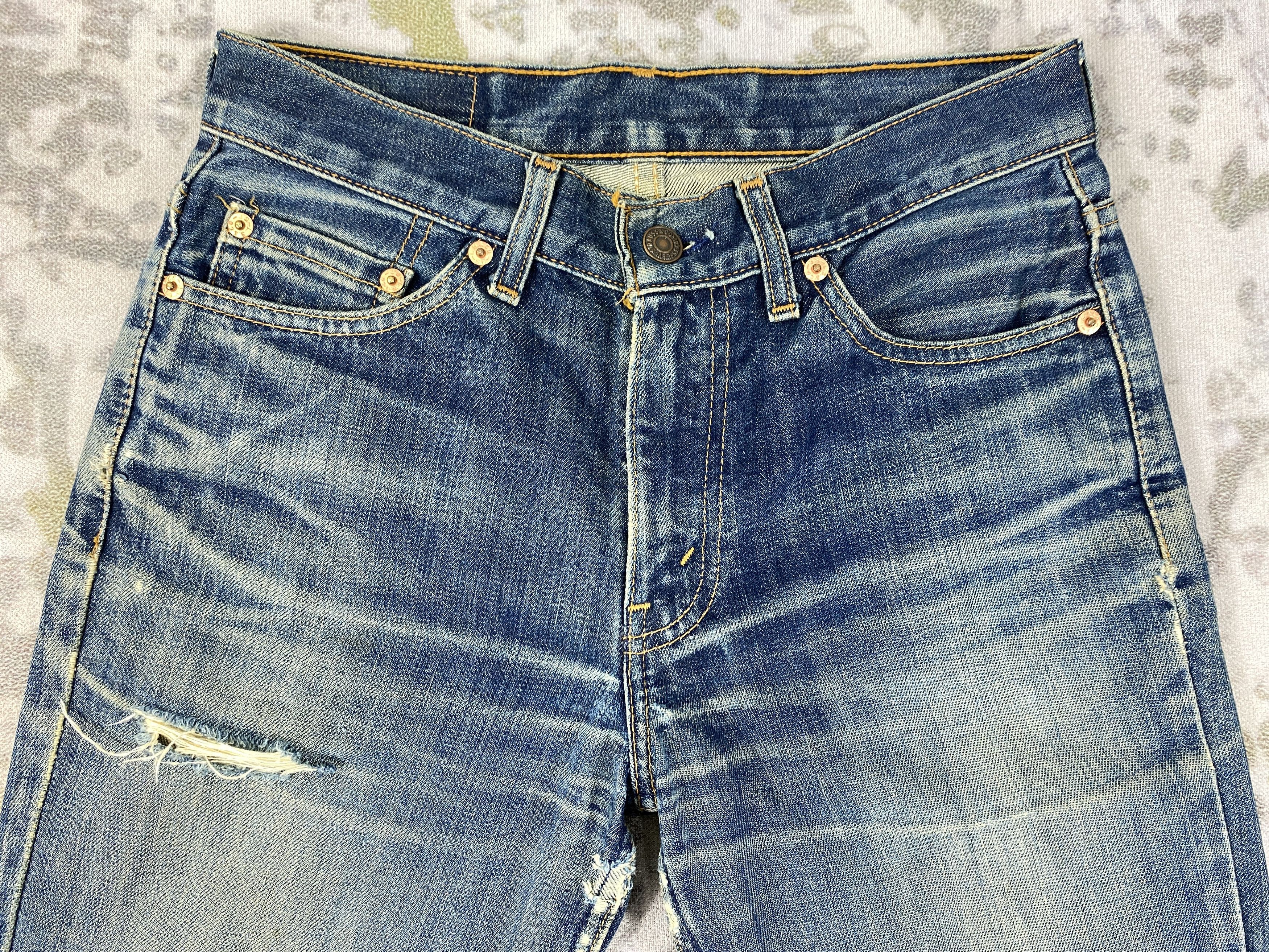 Japanese Brand Distressed Blue Vintage Levi's 553 Flared Denim -SJ191 Size US 27 - 3 Thumbnail