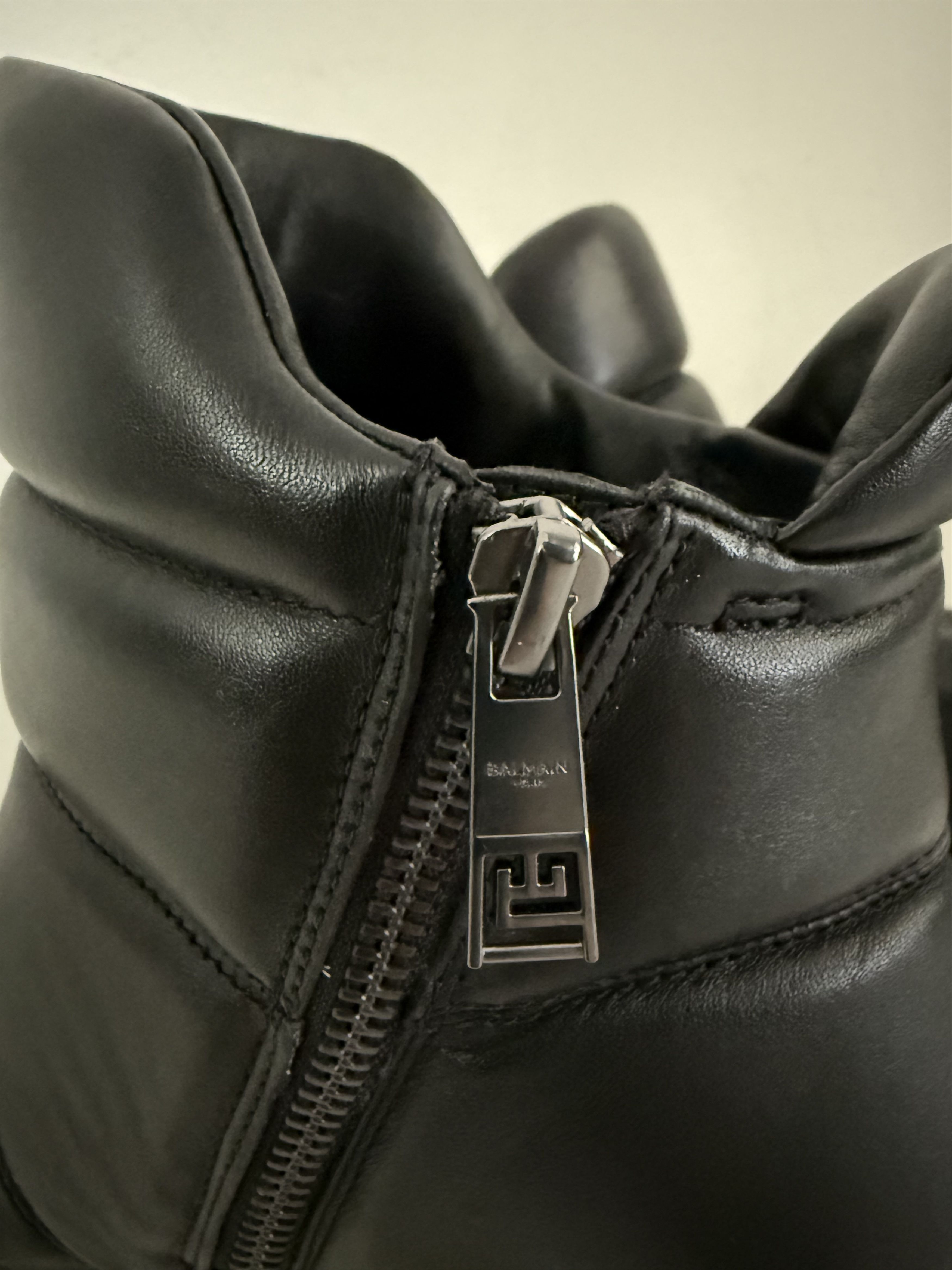 Balmain the only one on grailed B-IT Sneakers Size US 10 / EU 43 - 19 Thumbnail
