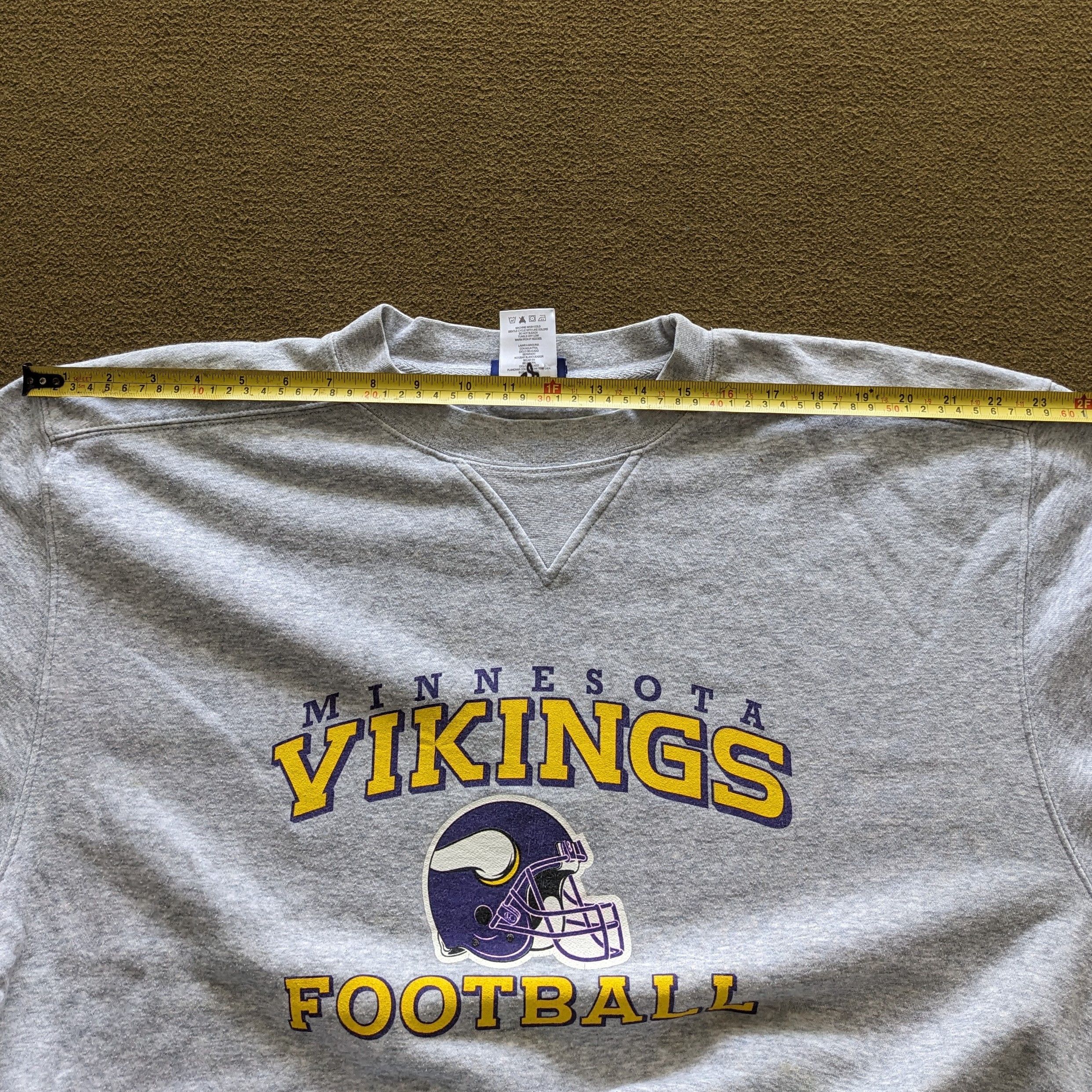 Vintage Vintage MINNESOTA VIKINGS Football NFL Reebok Sweatshirt Size US XL / EU 56 / 4 - 6 Thumbnail