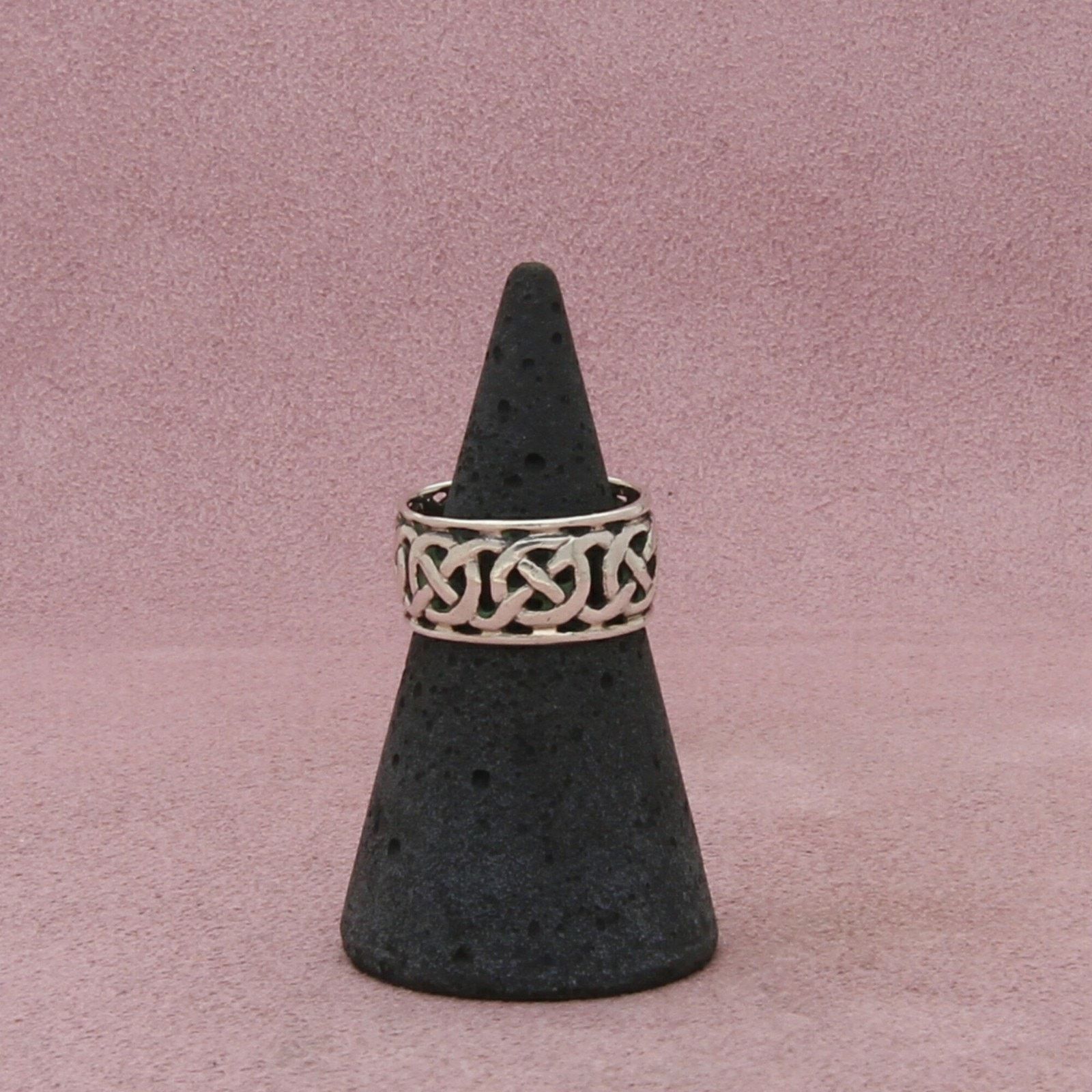 Sterling Silver sterling silver vintage celtic knot band ring size 5.5 Size ONE SIZE - 1 Thumbnail