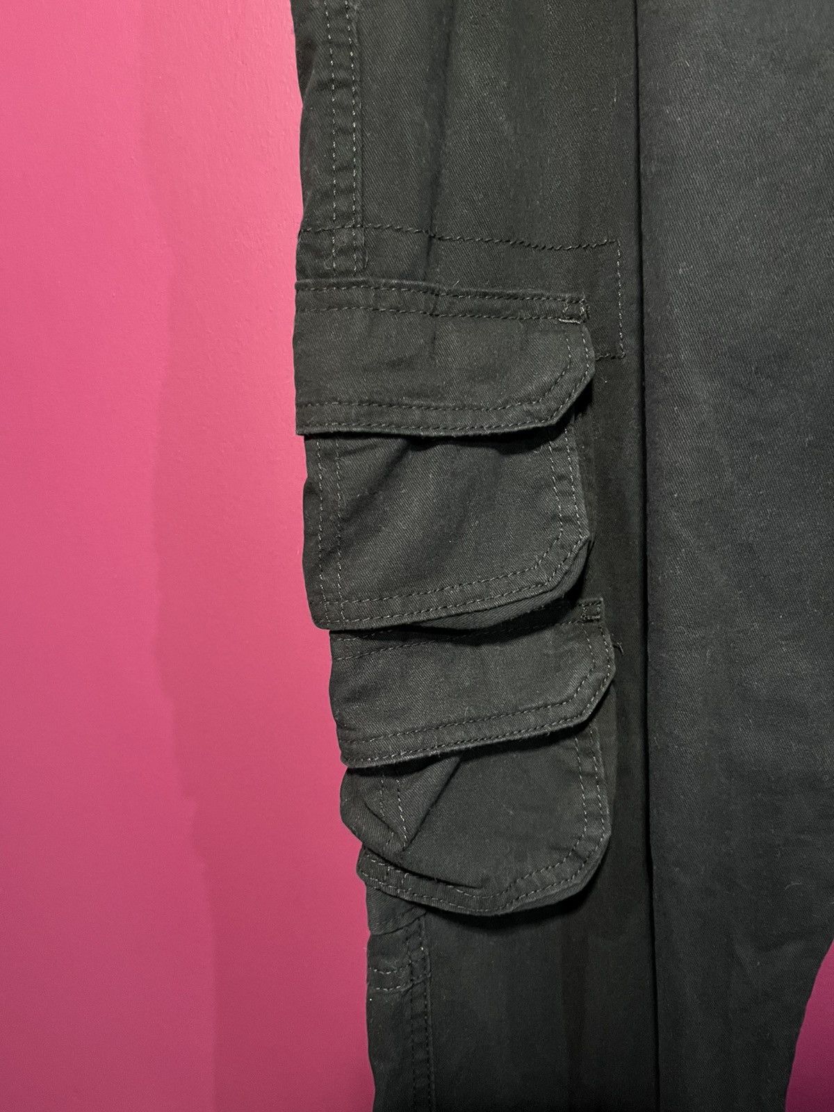 Other × Wrangler Wrangler cargo pants Size US 32 / EU 48 - 4 Thumbnail