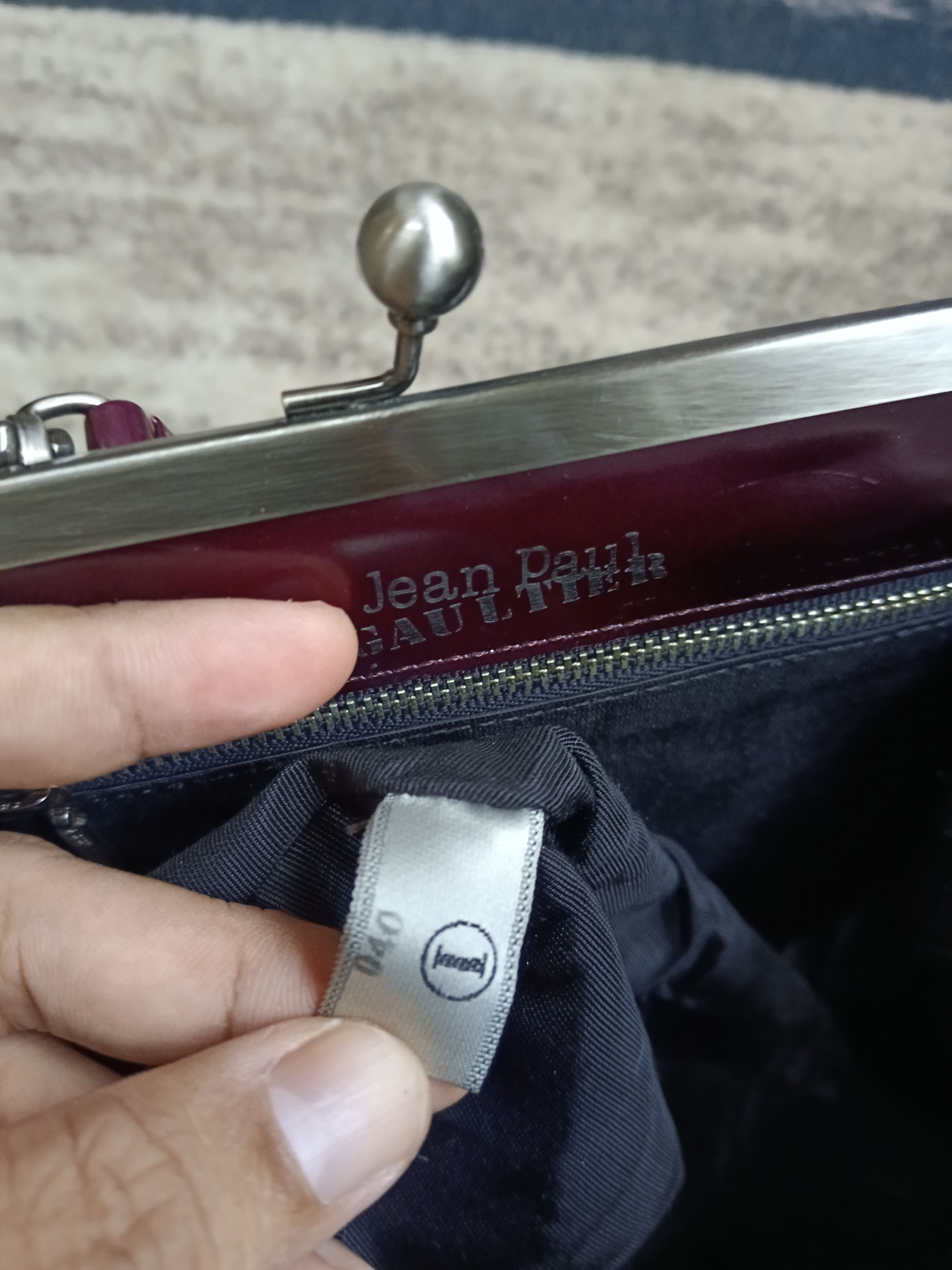 Jean Paul Gaultier JEAN PAUL GAULTIER EMBOSSED FLOWERS BURGUNDY LEATHER 2WAYS Size ONE SIZE - 8 Thumbnail