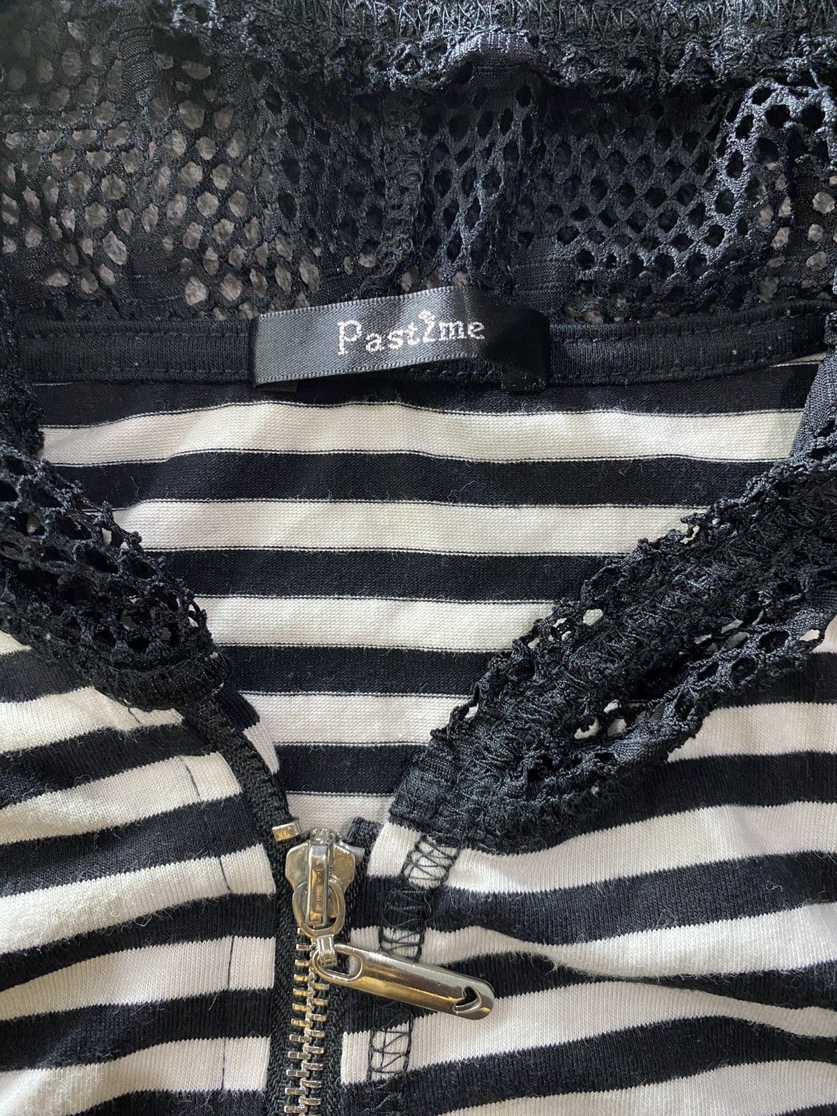 Hysteric Glamour 2000s pastime gothic poem striped hoodie Size US M / EU 48-50 / 2 - 8 Thumbnail