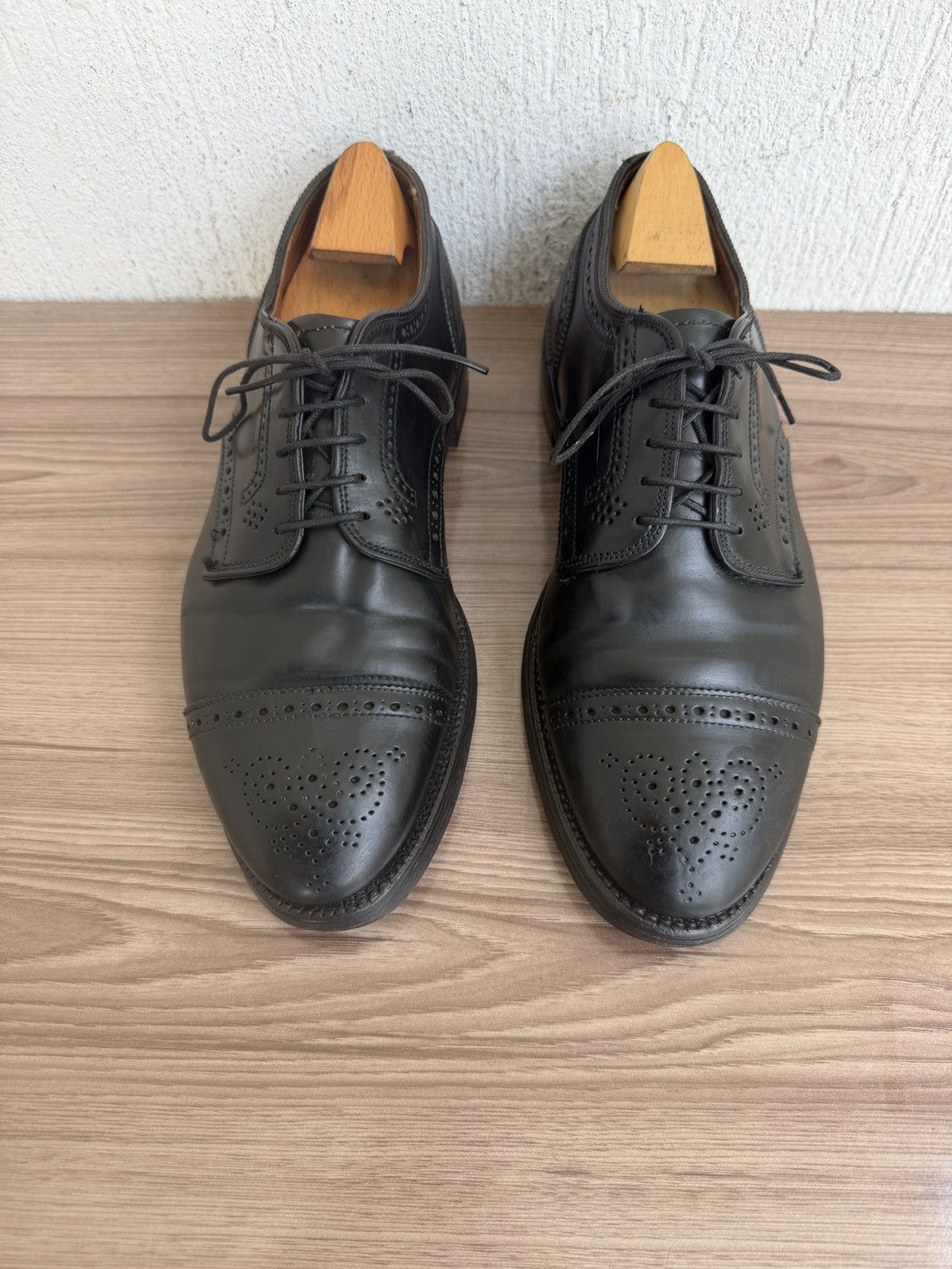 Alden × Drake's Shell cordovan brogue derby Size US 8.5 / EU 41-42 - 5 Thumbnail
