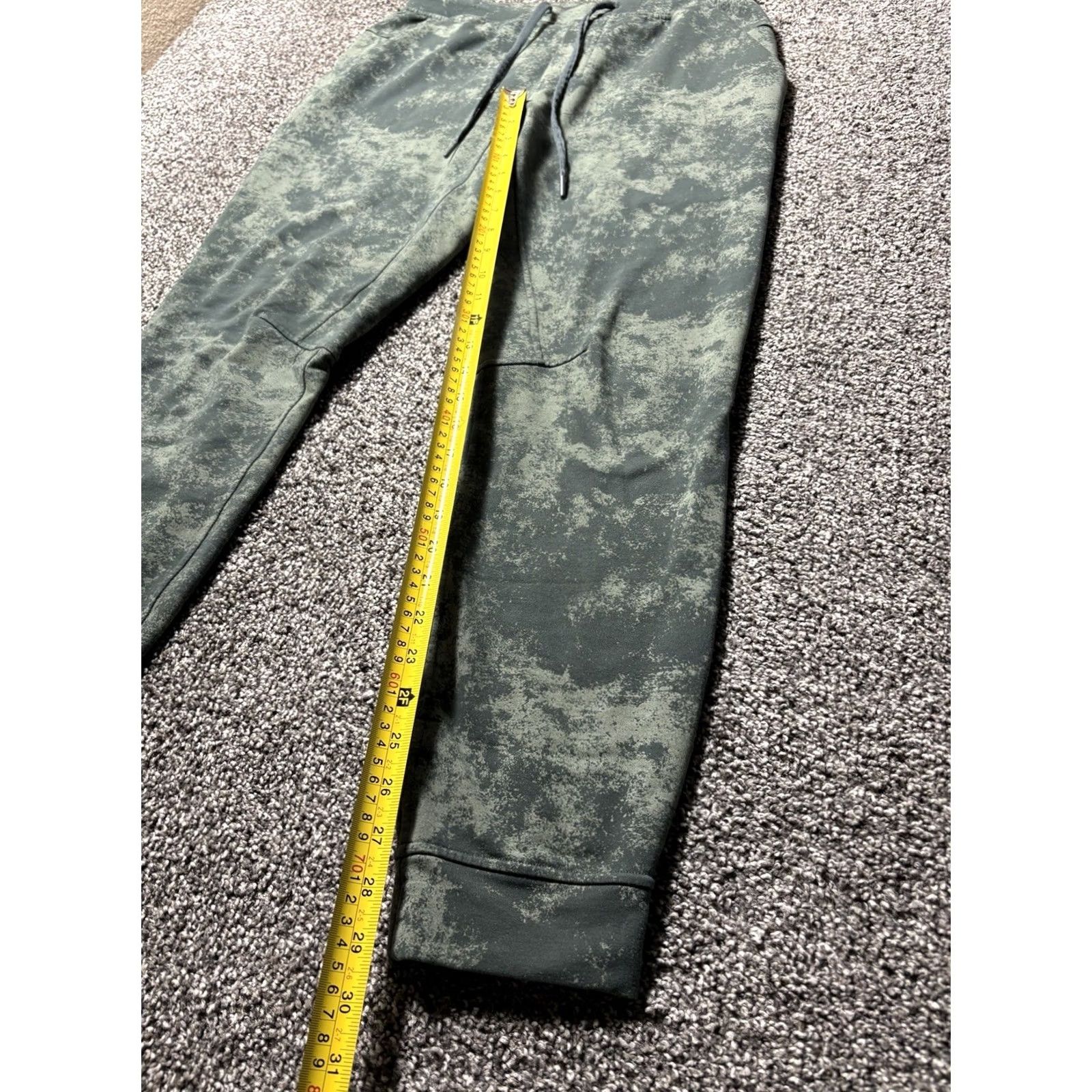 Lululemon Lululemon Jogger Sweatpants Mens Medium Camo Green City Sweat Drawstring Size US 32 / EU 48 - 5 Thumbnail