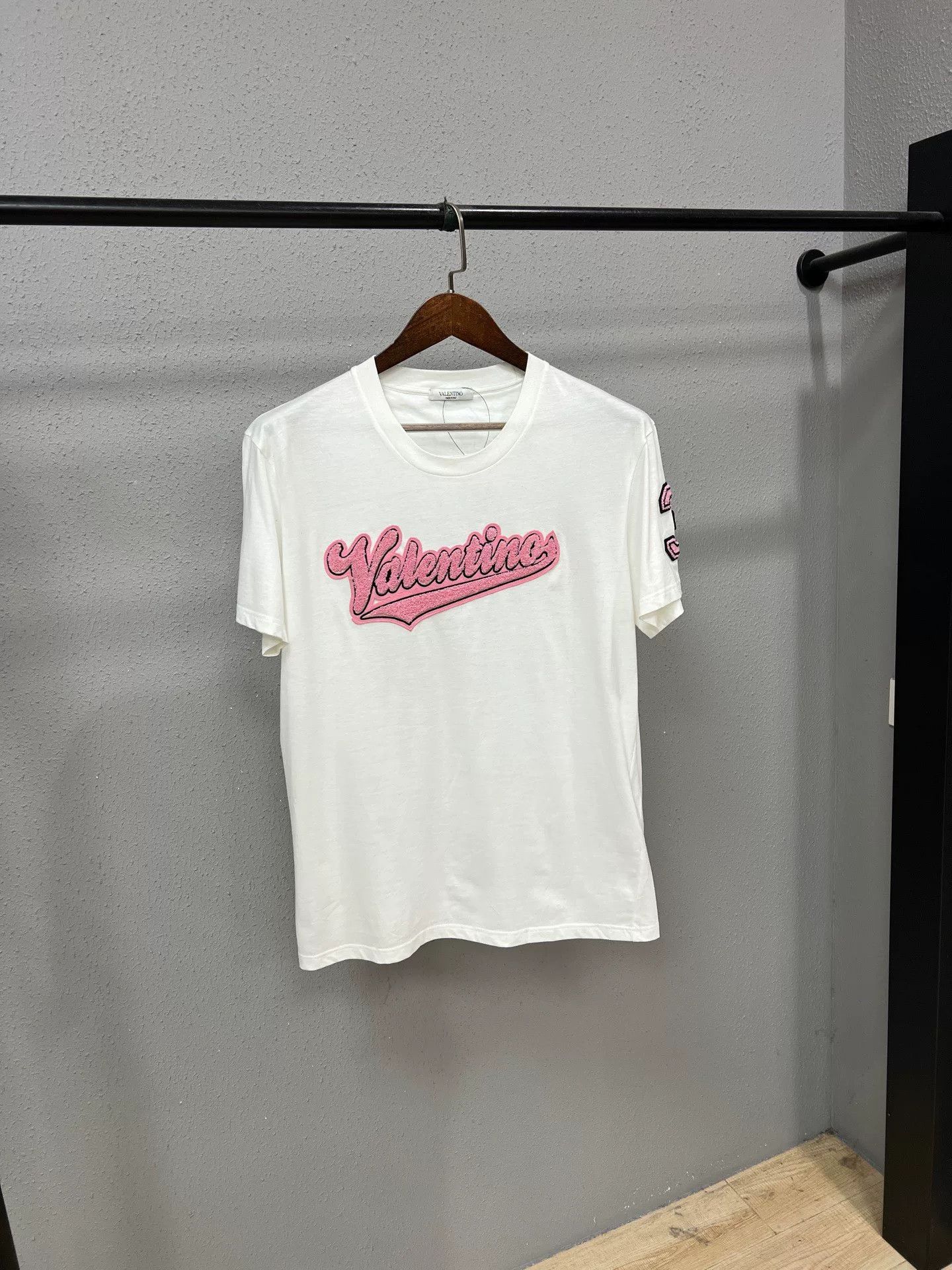 Valentino Valentino Short Sleeve Top Size M / US 6-8 / IT 42-44 - 1 Thumbnail