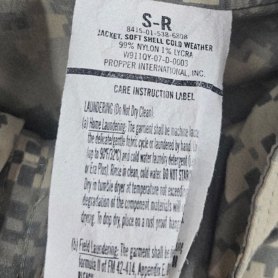 Other U.S. Army Gen III L5 Soft Shell Cold Weather Jacket UPC S Size US S / EU 44-46 / 1 - 3 Thumbnail
