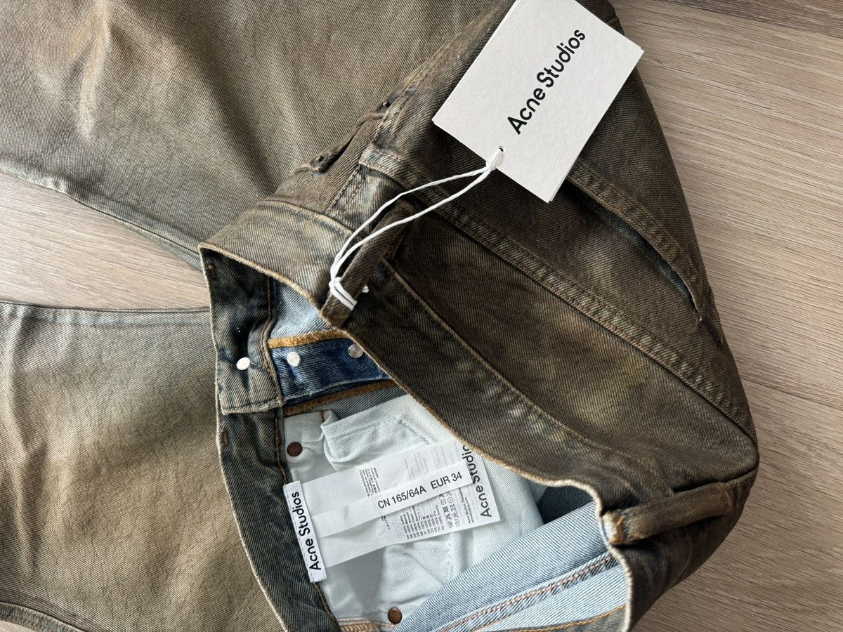Acne Studios Acne Studios Relaxed Fit Coated Jeans Size 25" / US 0 / IT 36 - 5 Thumbnail