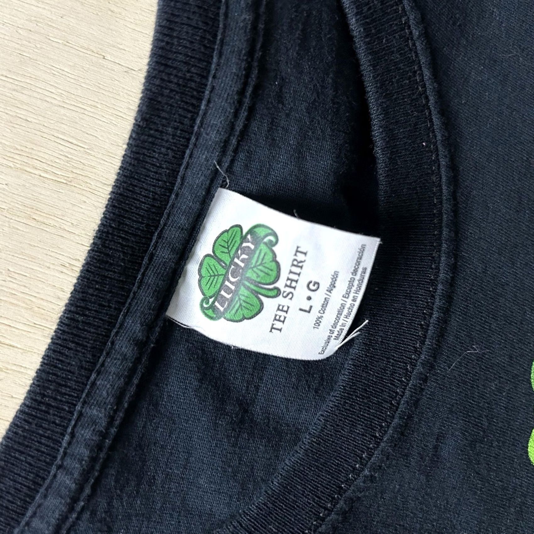 Vintage Lucky Shirt Mens Large Black Shamrock Skull St Patricks Day Graphic Tee T-Shirt Size US L / EU 52-54 / 3 - 3 Thumbnail