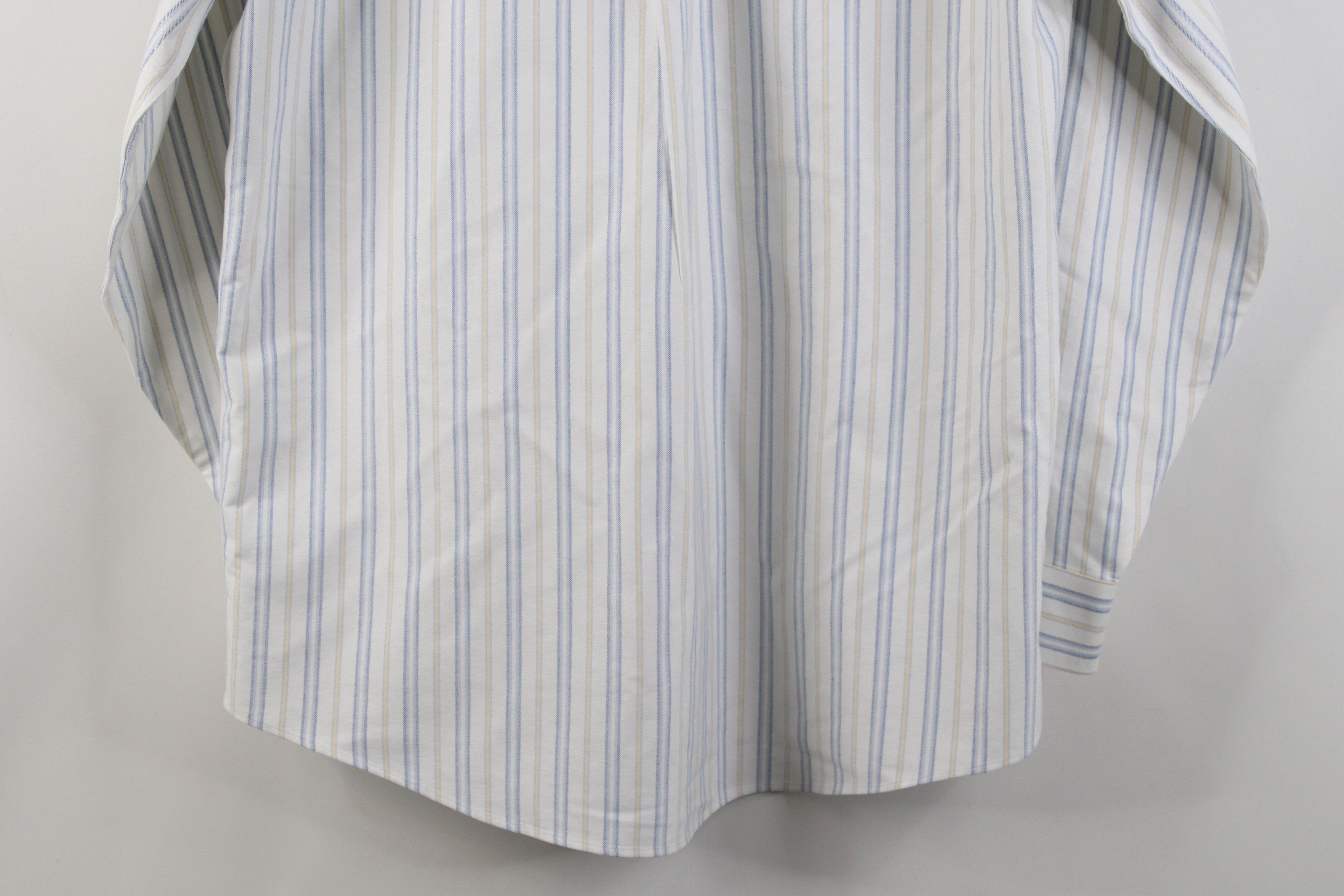 L.L. Bean Vintage LL Bean Wrinkle Resistant Collared Button Shirt Size US M / EU 48-50 / 2 - 9 Thumbnail