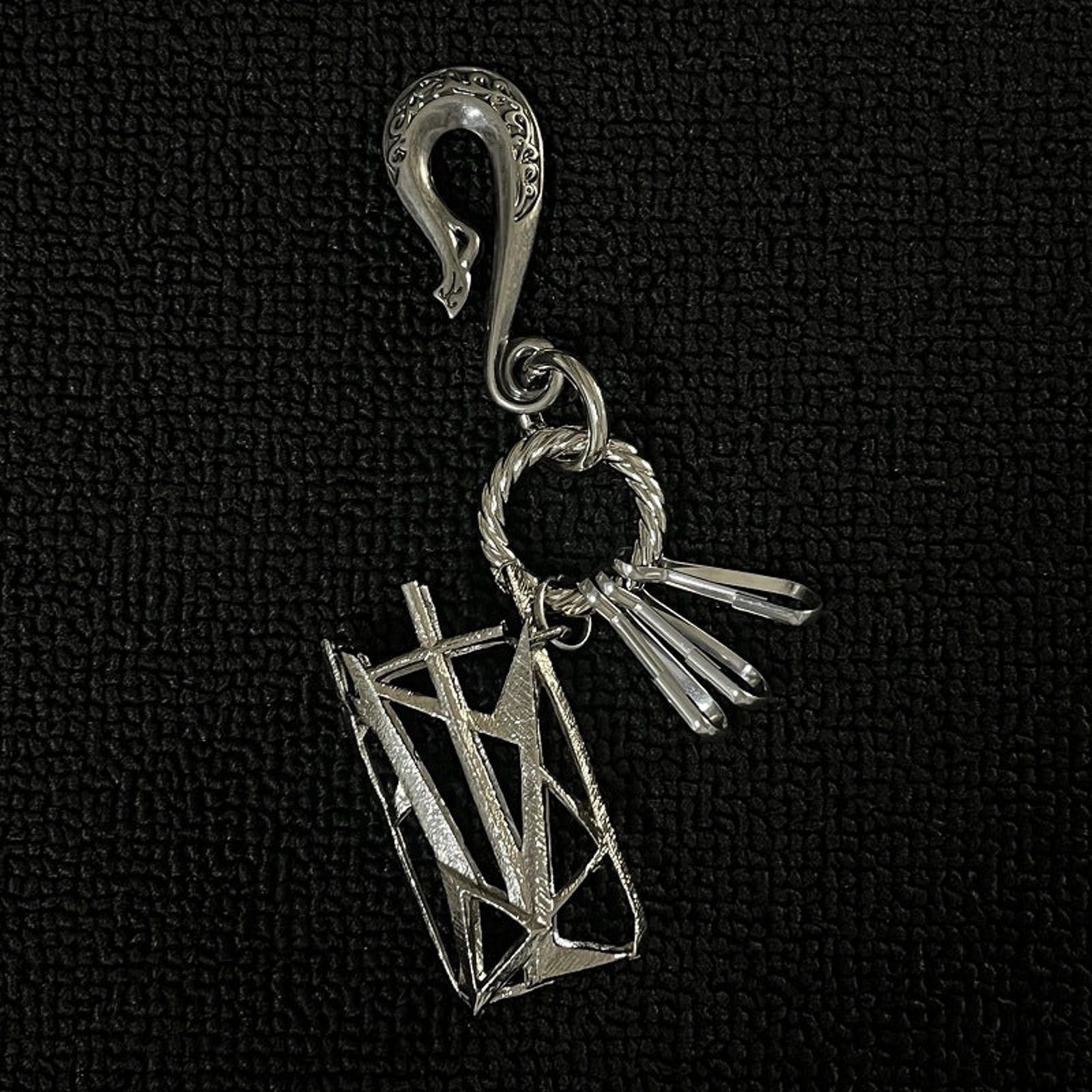 Jewelry Silver Geometric Metal Keychain with Clip Size ONE SIZE - 2 Thumbnail