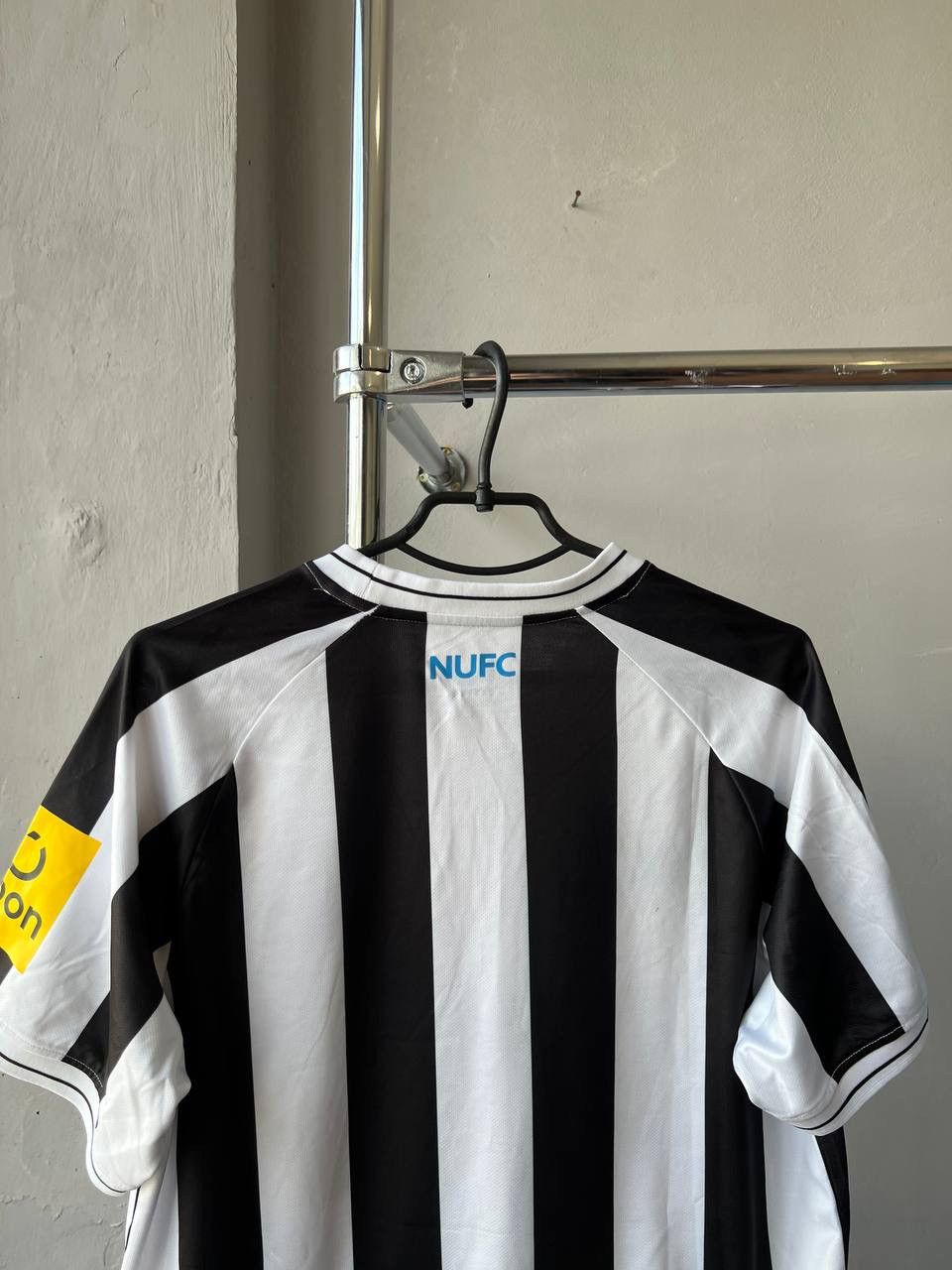 Castore 2022/23 NEWCASTLE UNITED HOME SOCCER JERSEY FOOTBALL SHIRT L Size US L / EU 52-54 / 3 - 16 Thumbnail