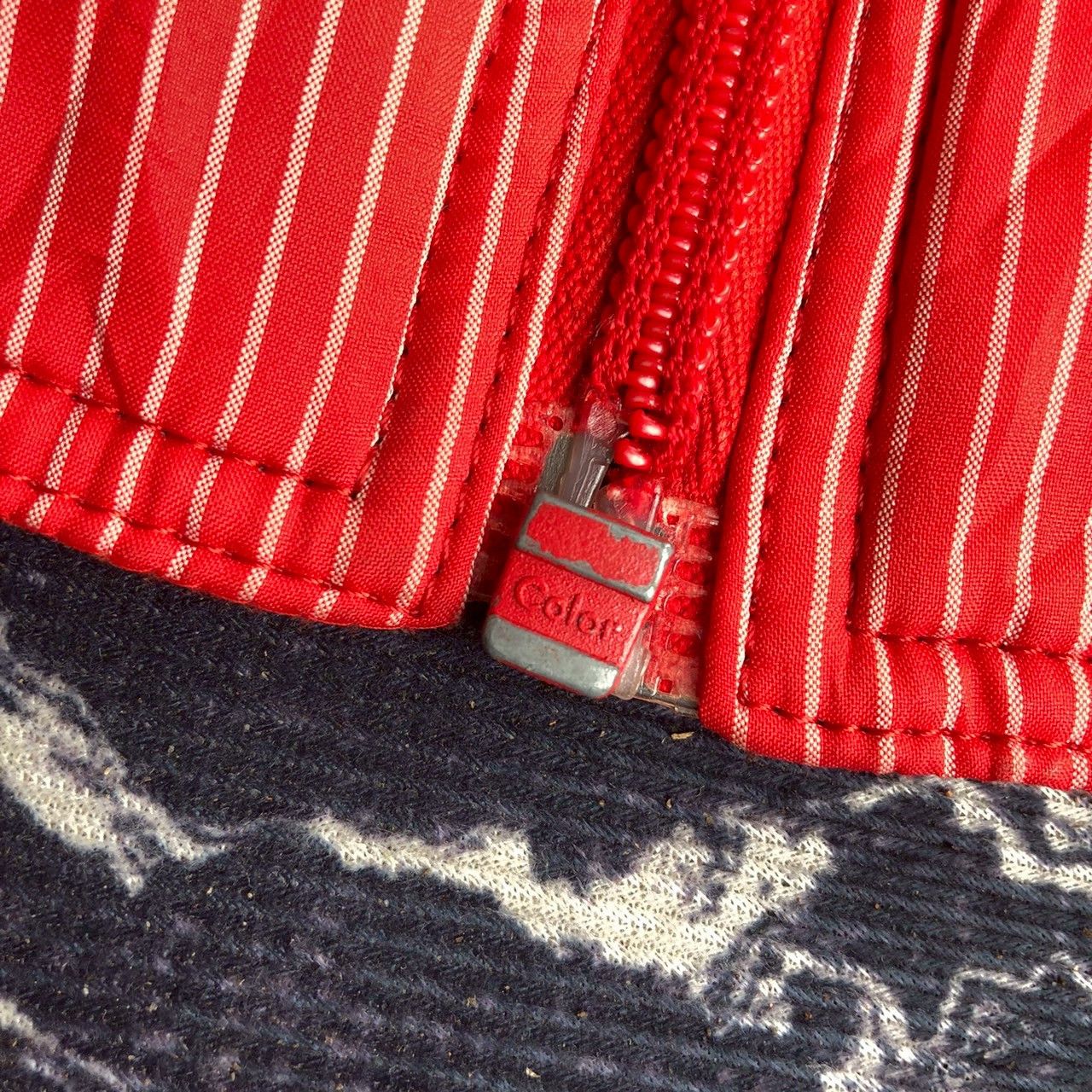 Moncler Grenoble Vintage 90s Moncler Grenoble Red Stripe Ski Jacket Size US S / EU 44-46 / 1 - 7 Thumbnail