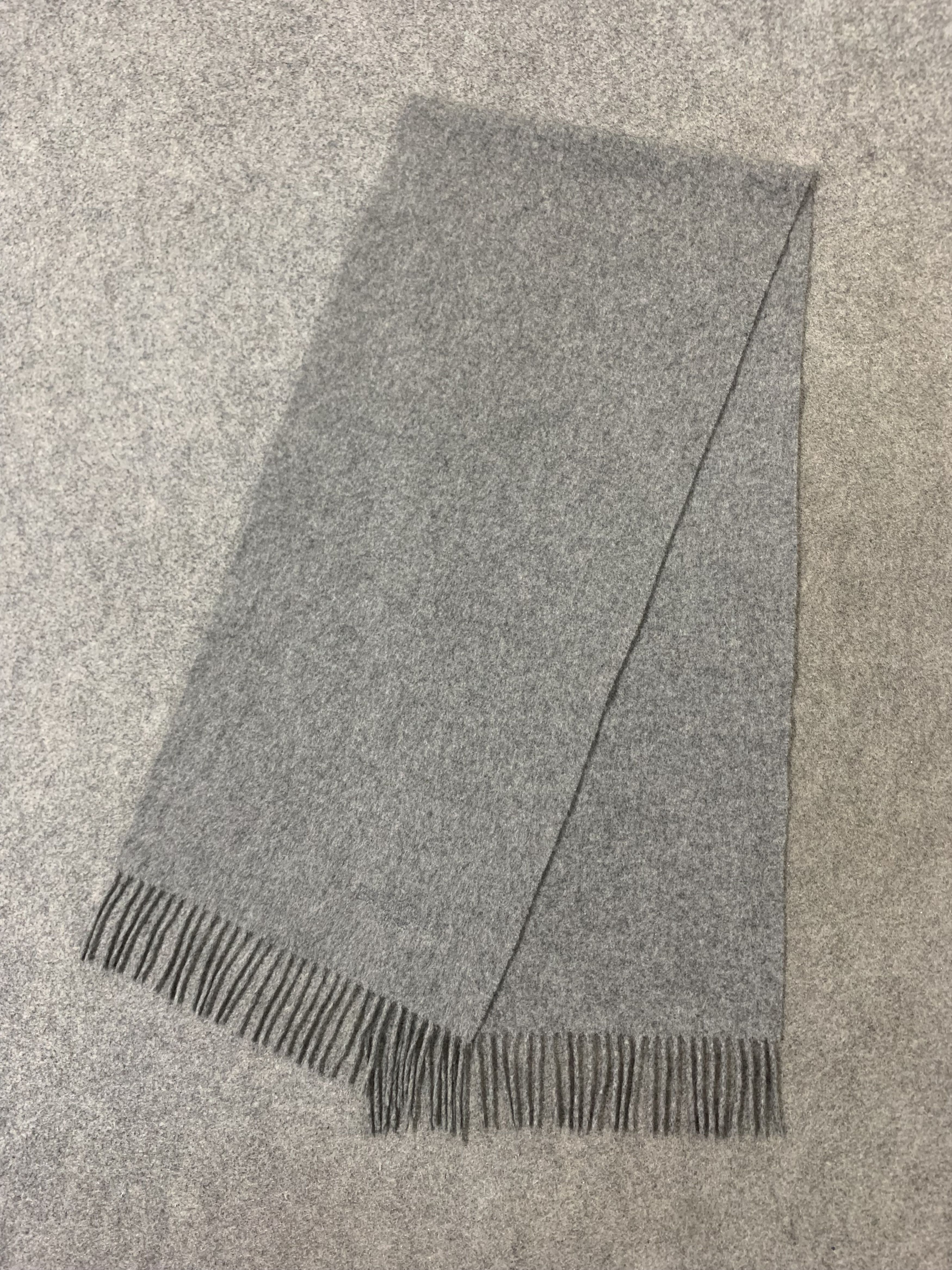 Balmain Balmain Scarf Wool Muffler Neck Wrap BL9311 Size ONE SIZE - 4 Thumbnail