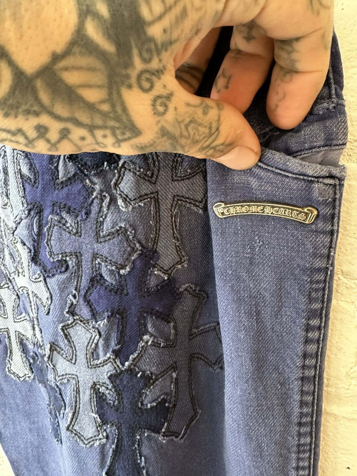 Chrome Hearts Chrome Hearts 100 Cross patch FLOODED JEANS PANTS 32 33 34 Size US 32 / EU 48 - 4 Thumbnail