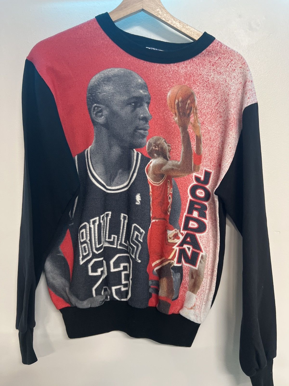 image of Vintage Jordan Crewneck in Red, Men's (Size Small)