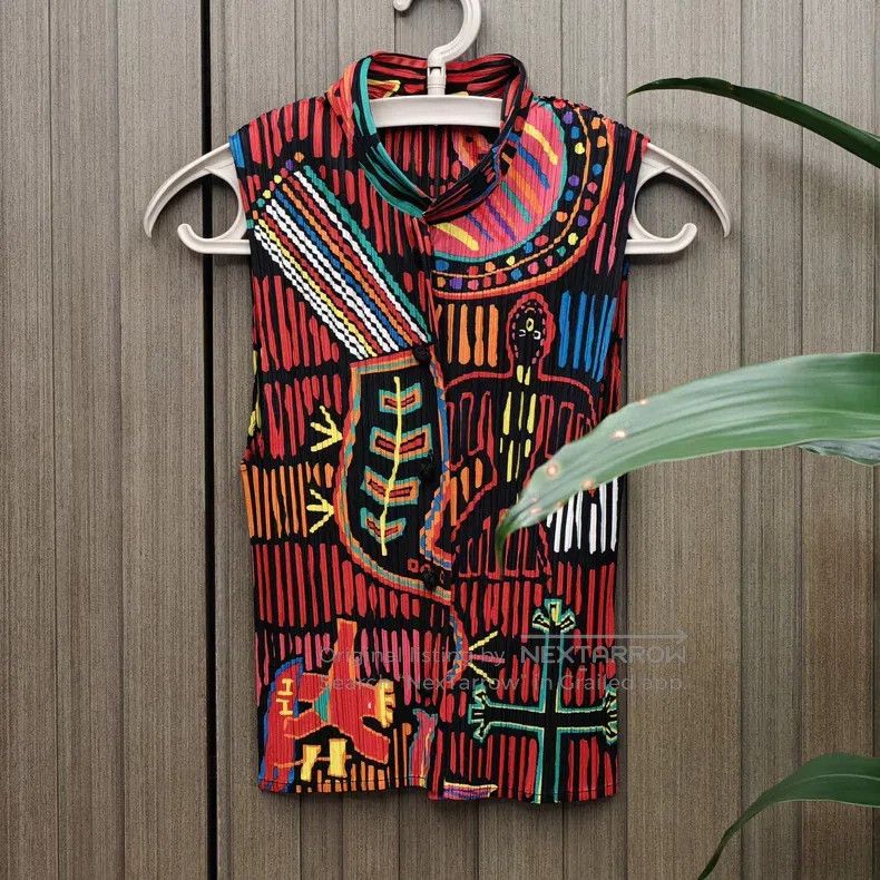 Issey Miyake Issey Miyake Red Vest Size L / US 10 / IT 46 - 1 Thumbnail
