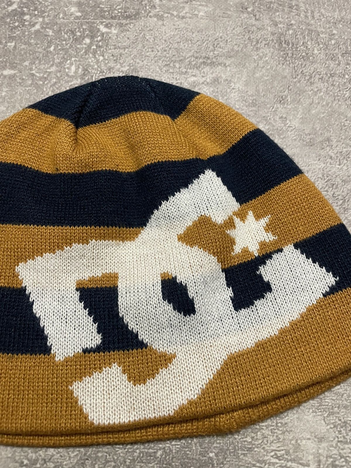 DC Vintage DC Big Logo Rap Hat Sk8 Size ONE SIZE - 2 Thumbnail